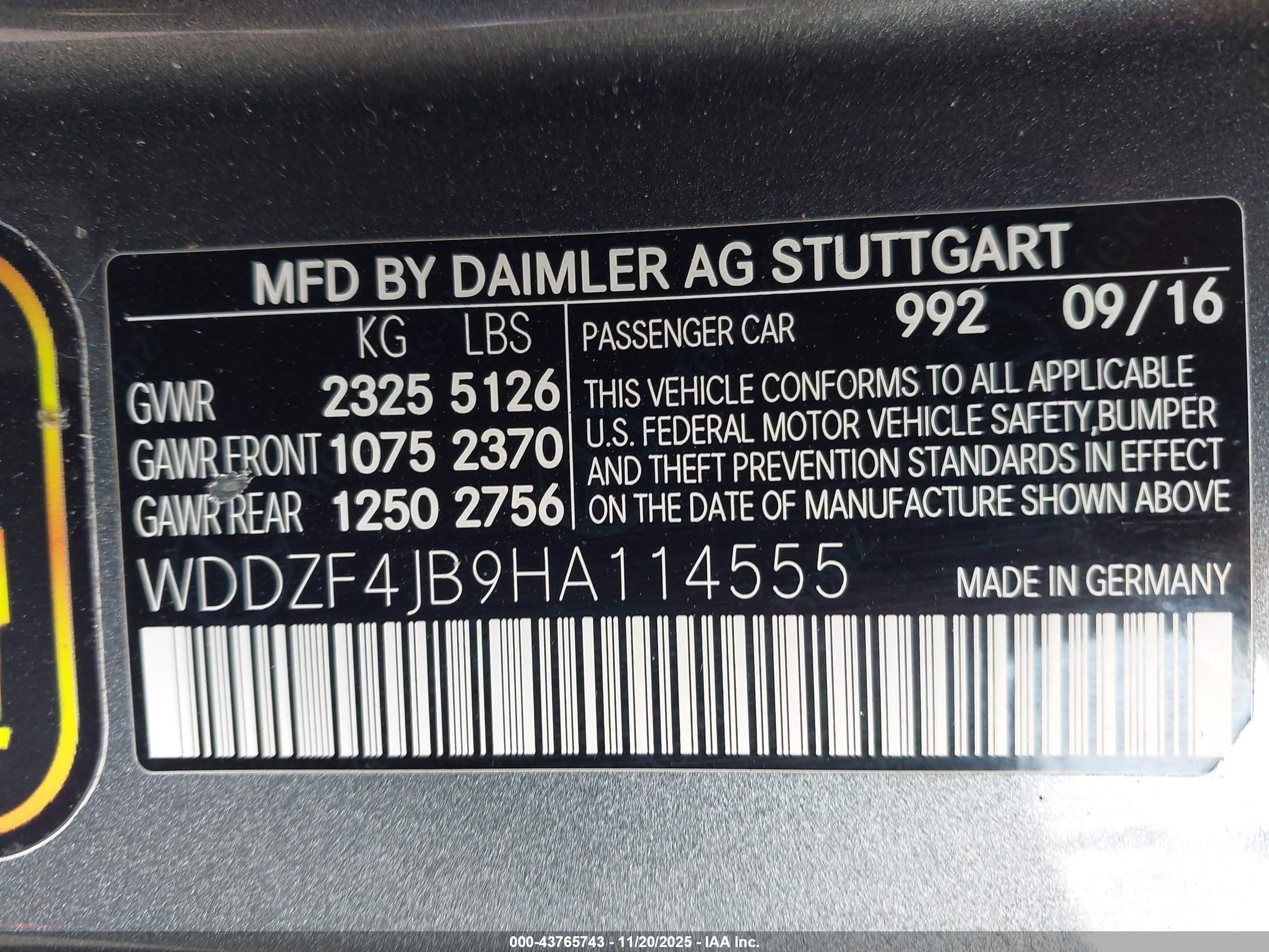 MERCEDES-BENZ E image 9