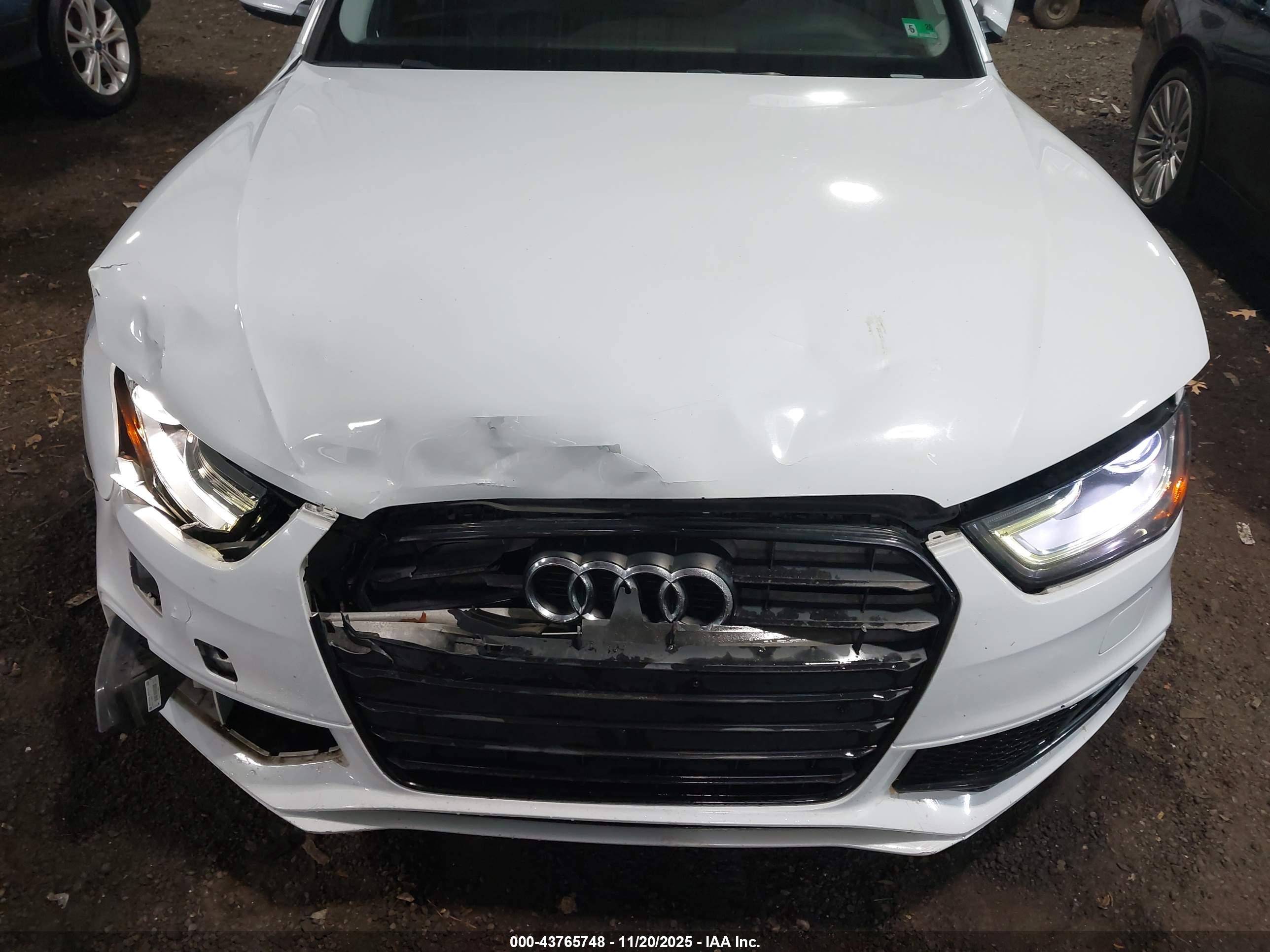 AUDI A4 image 10
