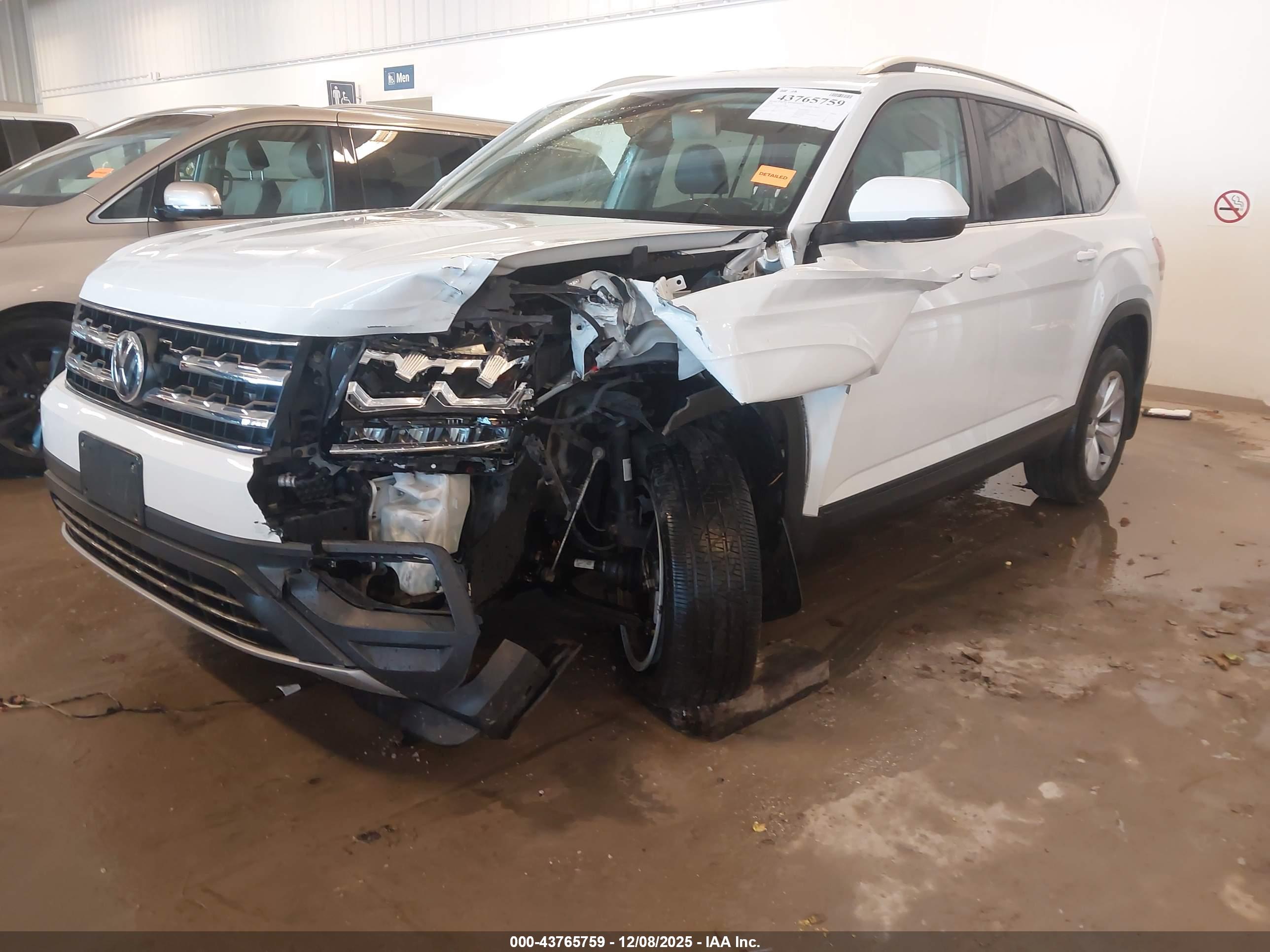 VOLKSWAGEN ATLAS image 2