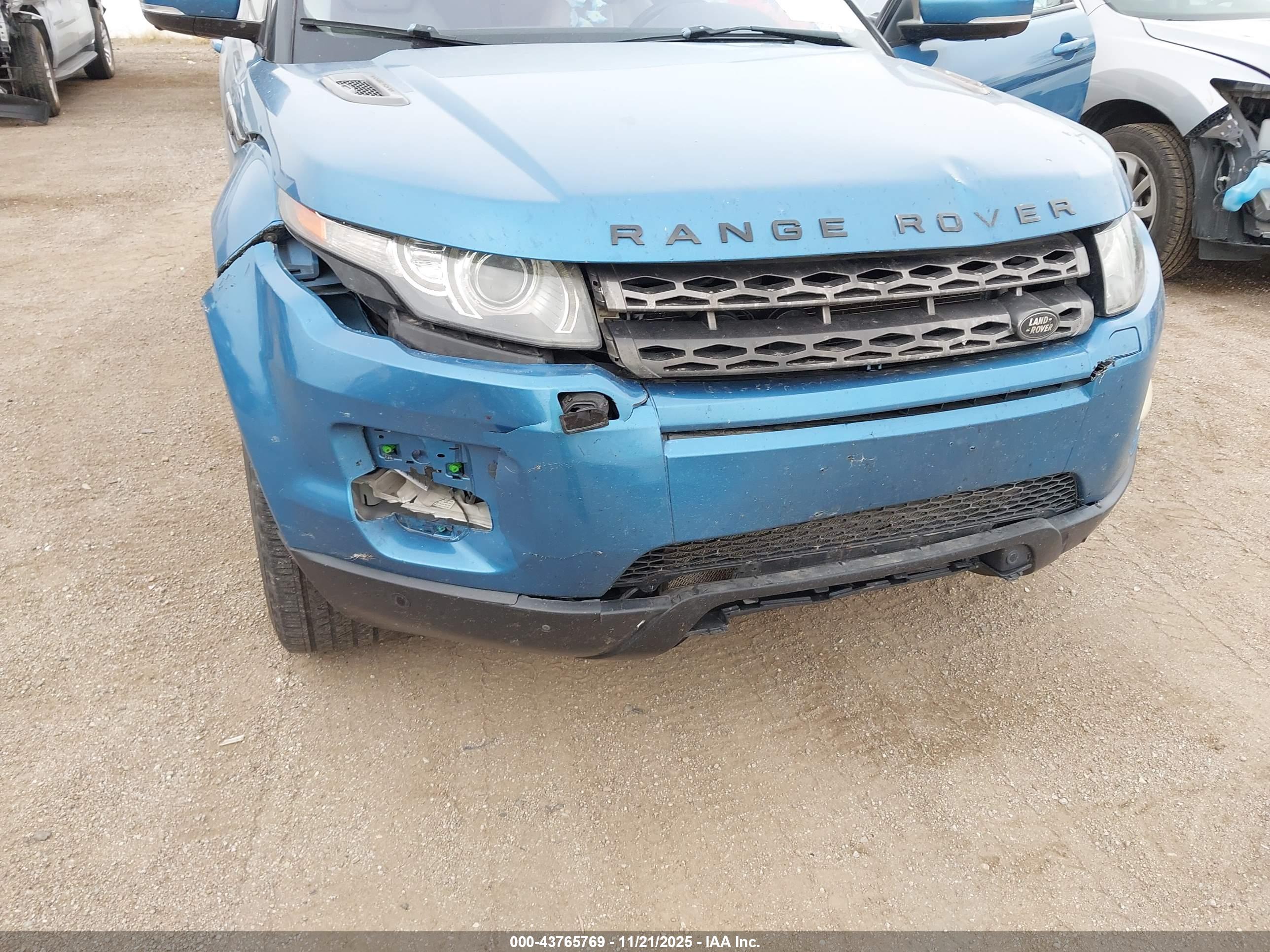 LAND ROVER image 6