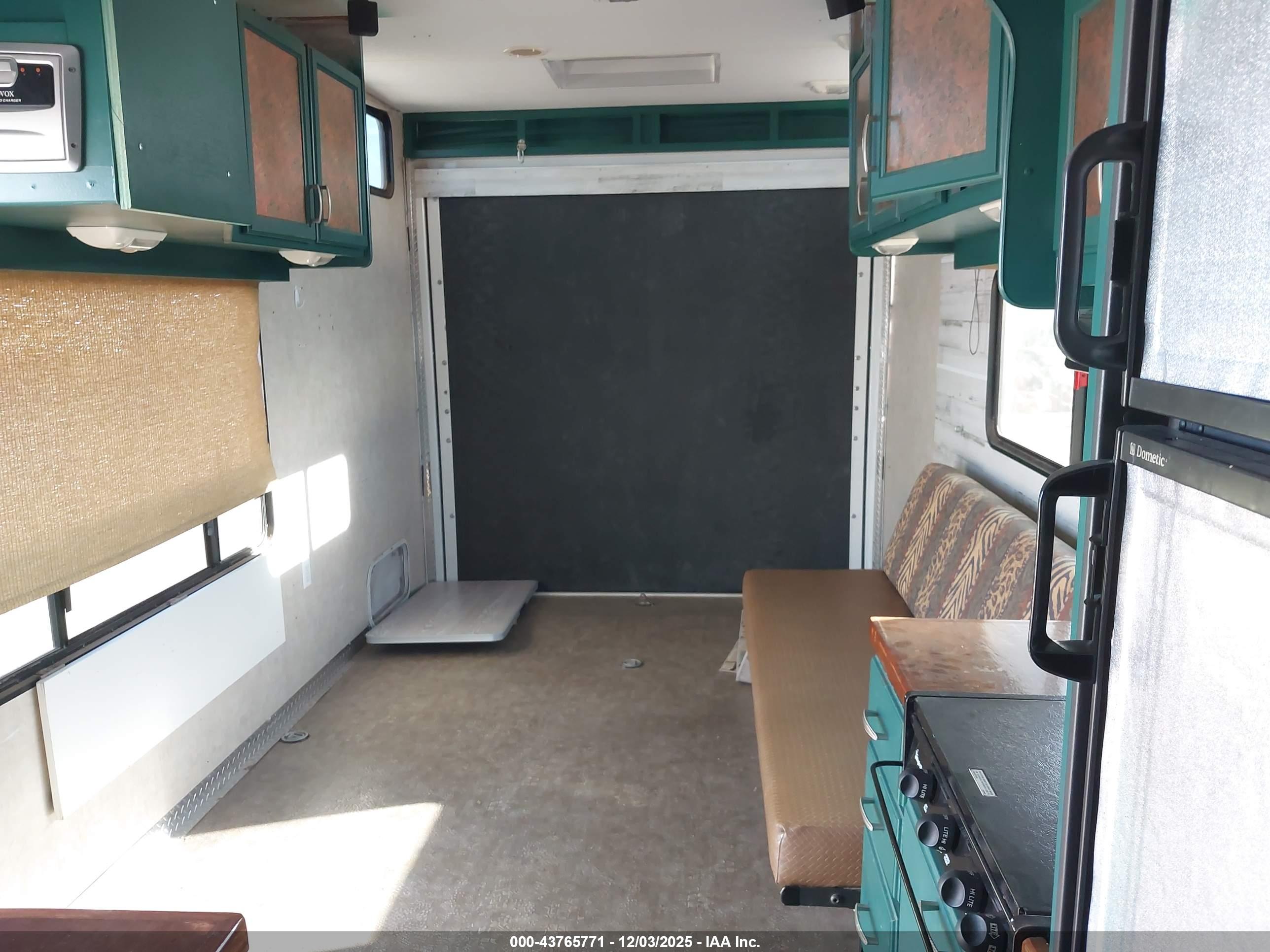 FLEETWOOD 260FB image 8
