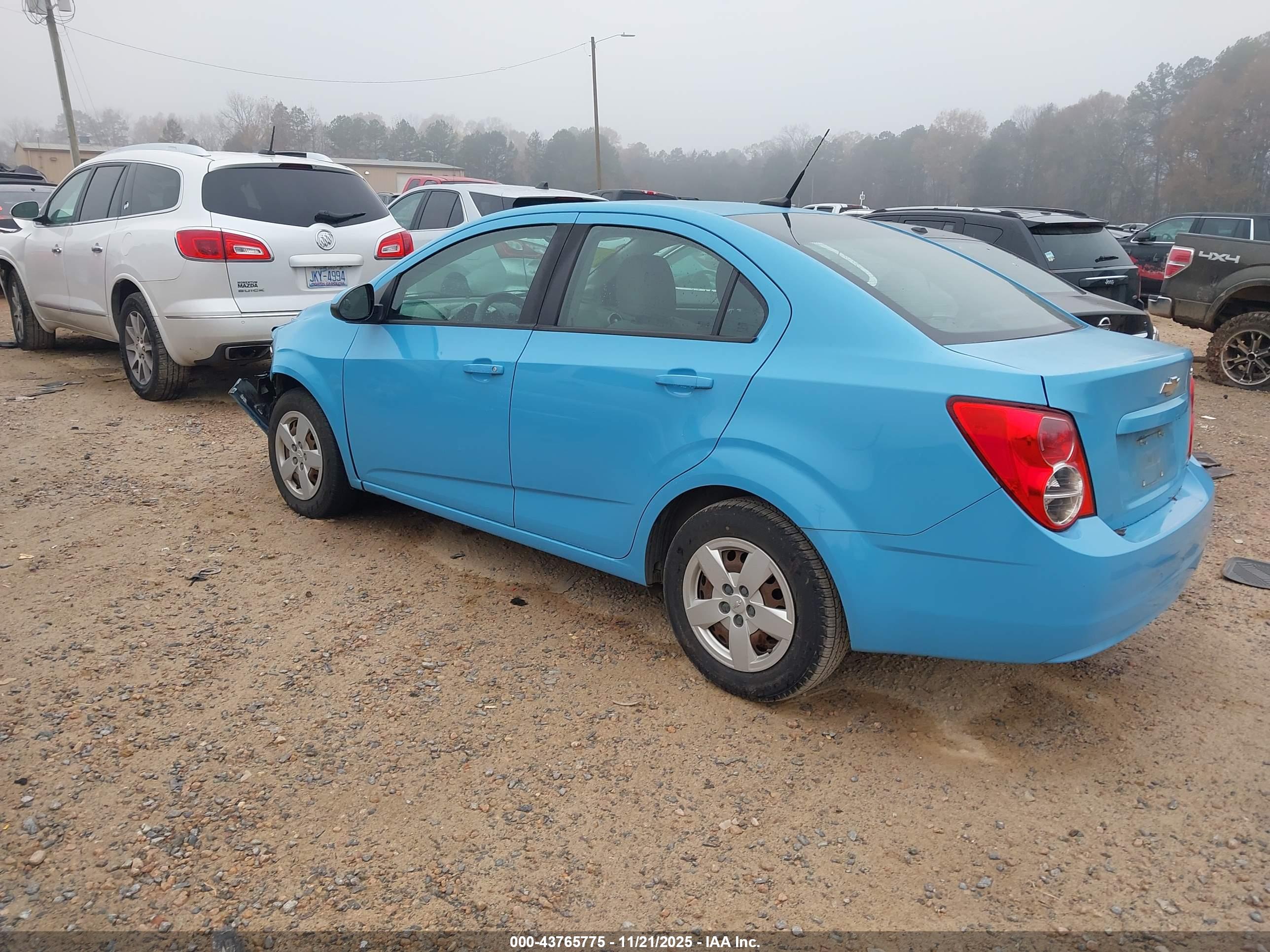CHEVROLET SONIC image 3