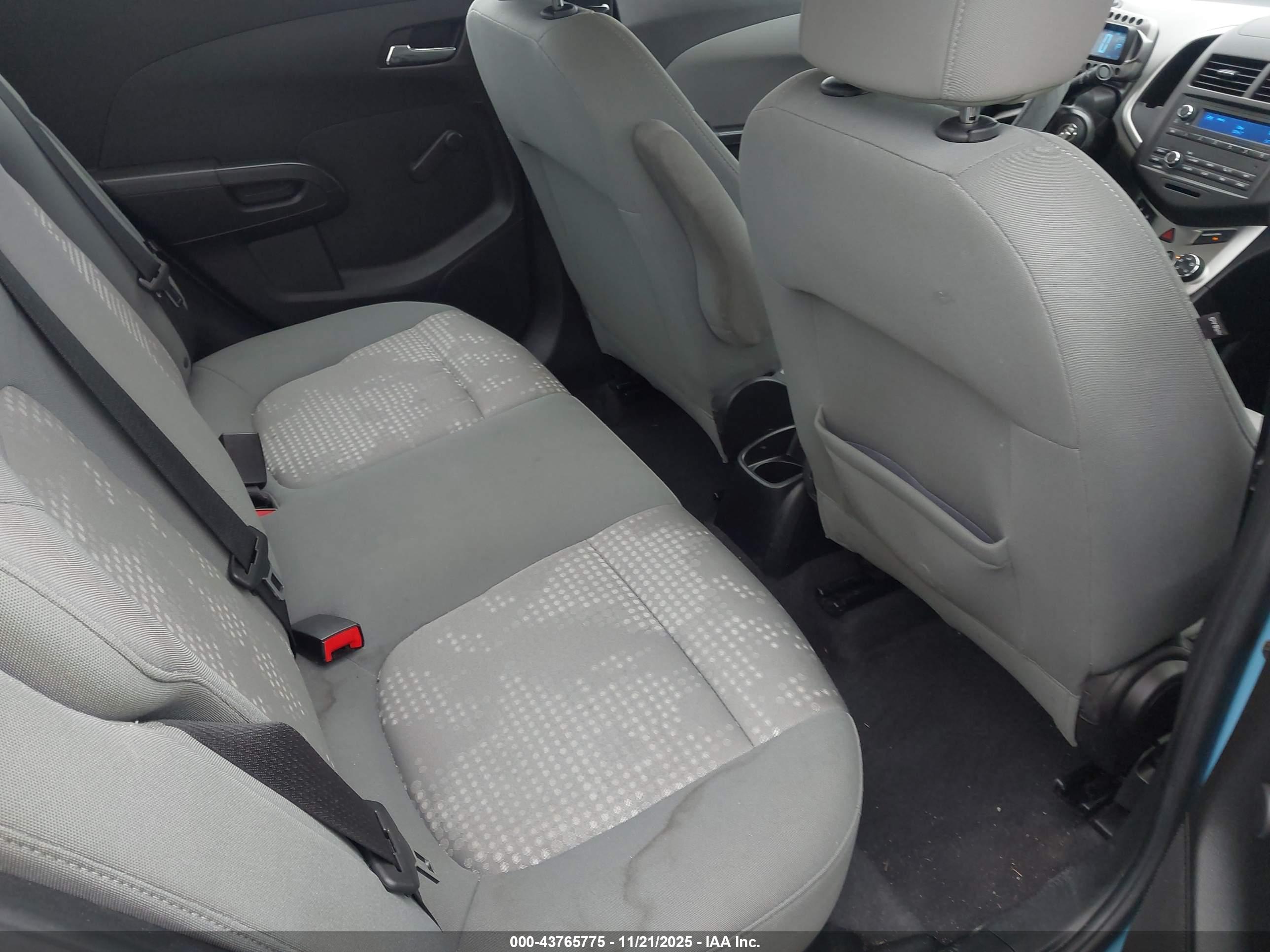 CHEVROLET SONIC image 8