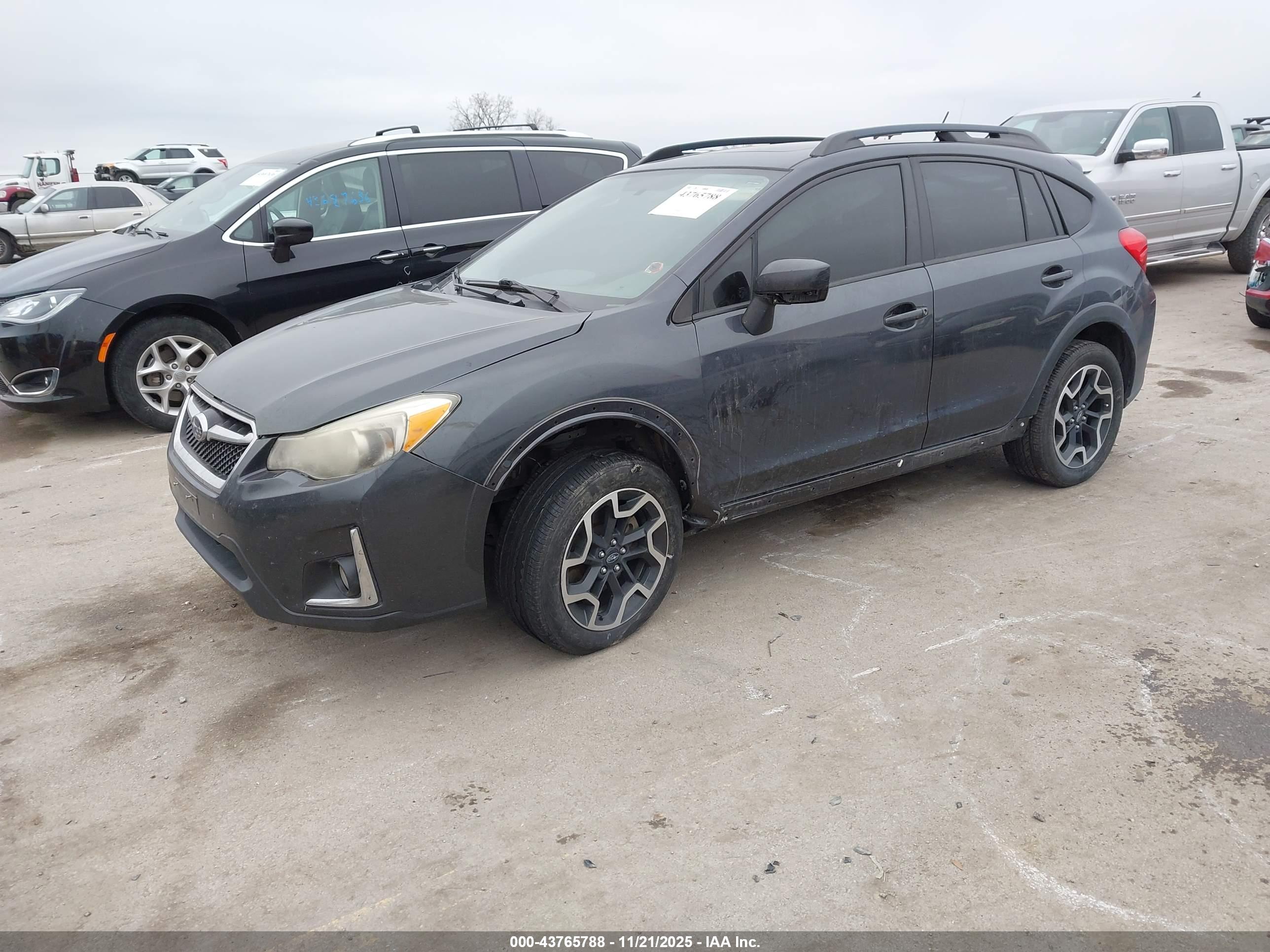 SUBARU CROSSTREK image 2