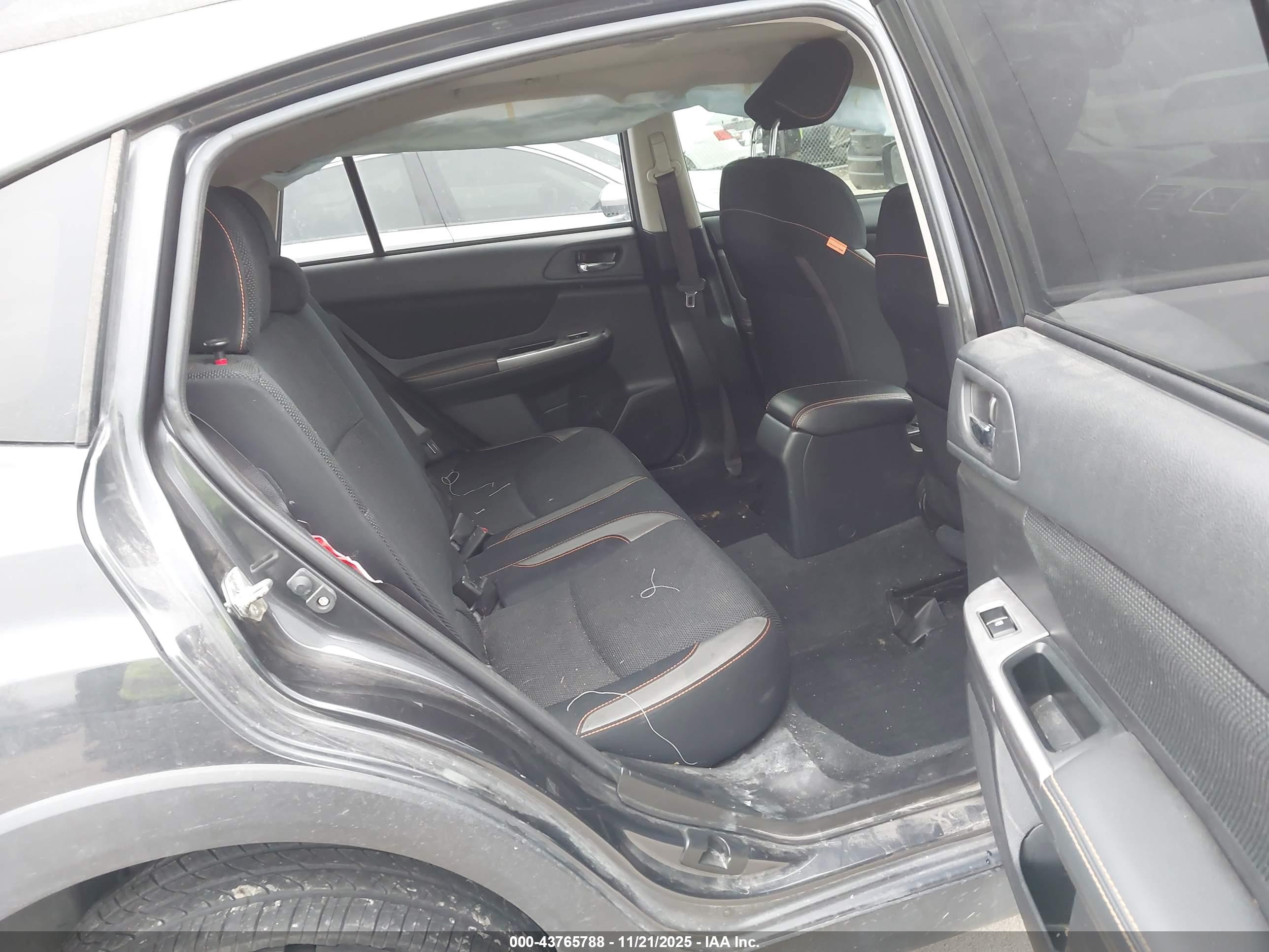 SUBARU CROSSTREK image 8
