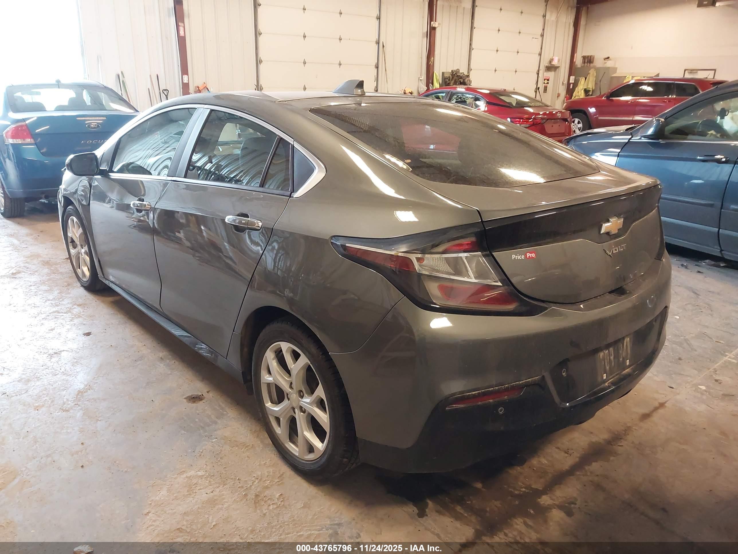 CHEVROLET VOLT image 3