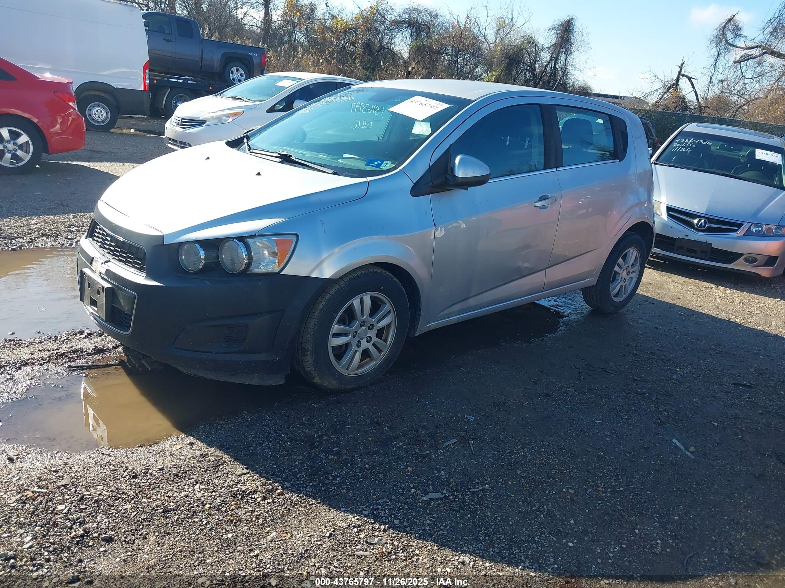 CHEVROLET SONIC image 2