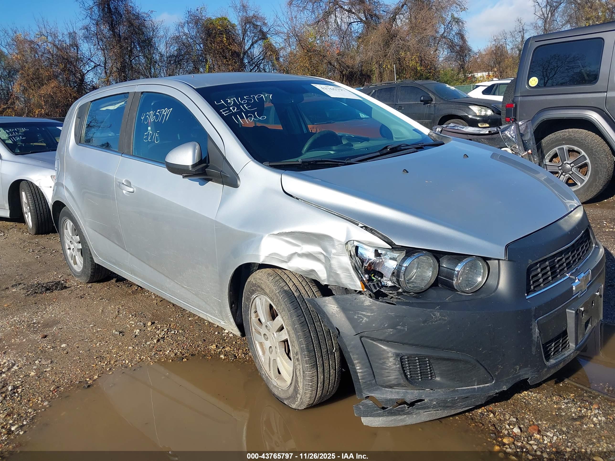 CHEVROLET SONIC image 6