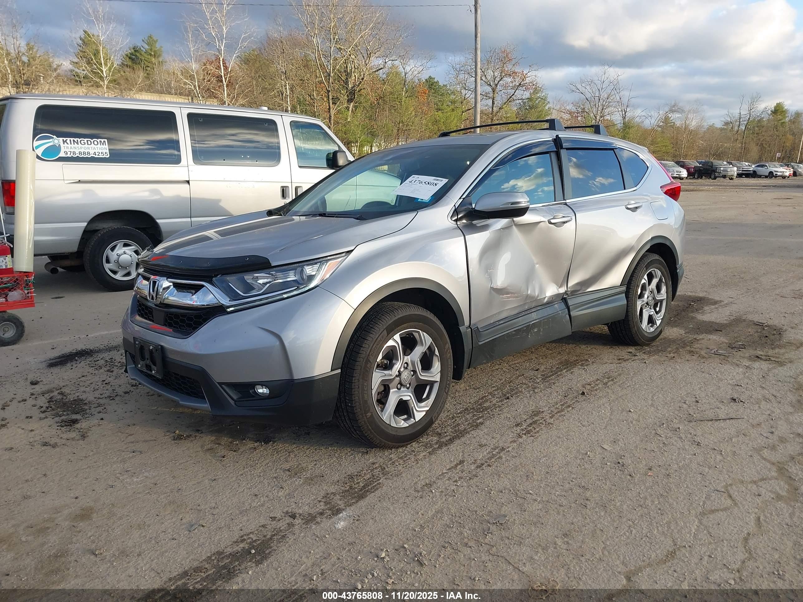 HONDA CR-V image 2