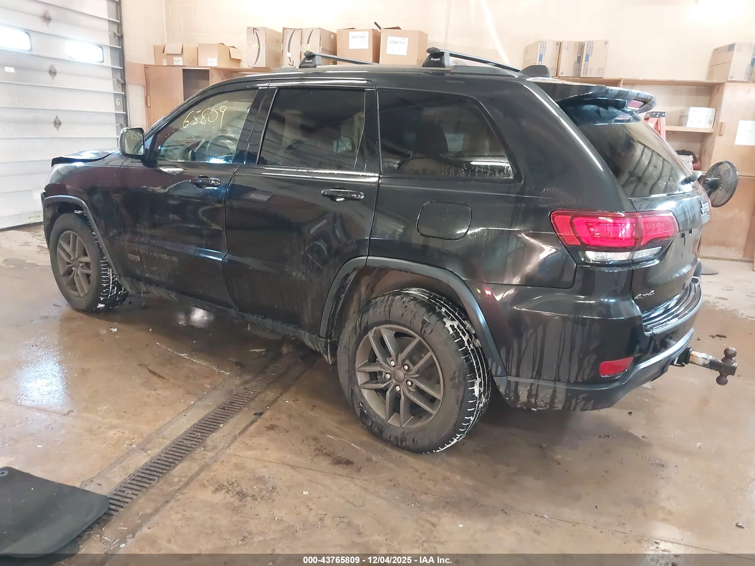 JEEP GRAND image 3