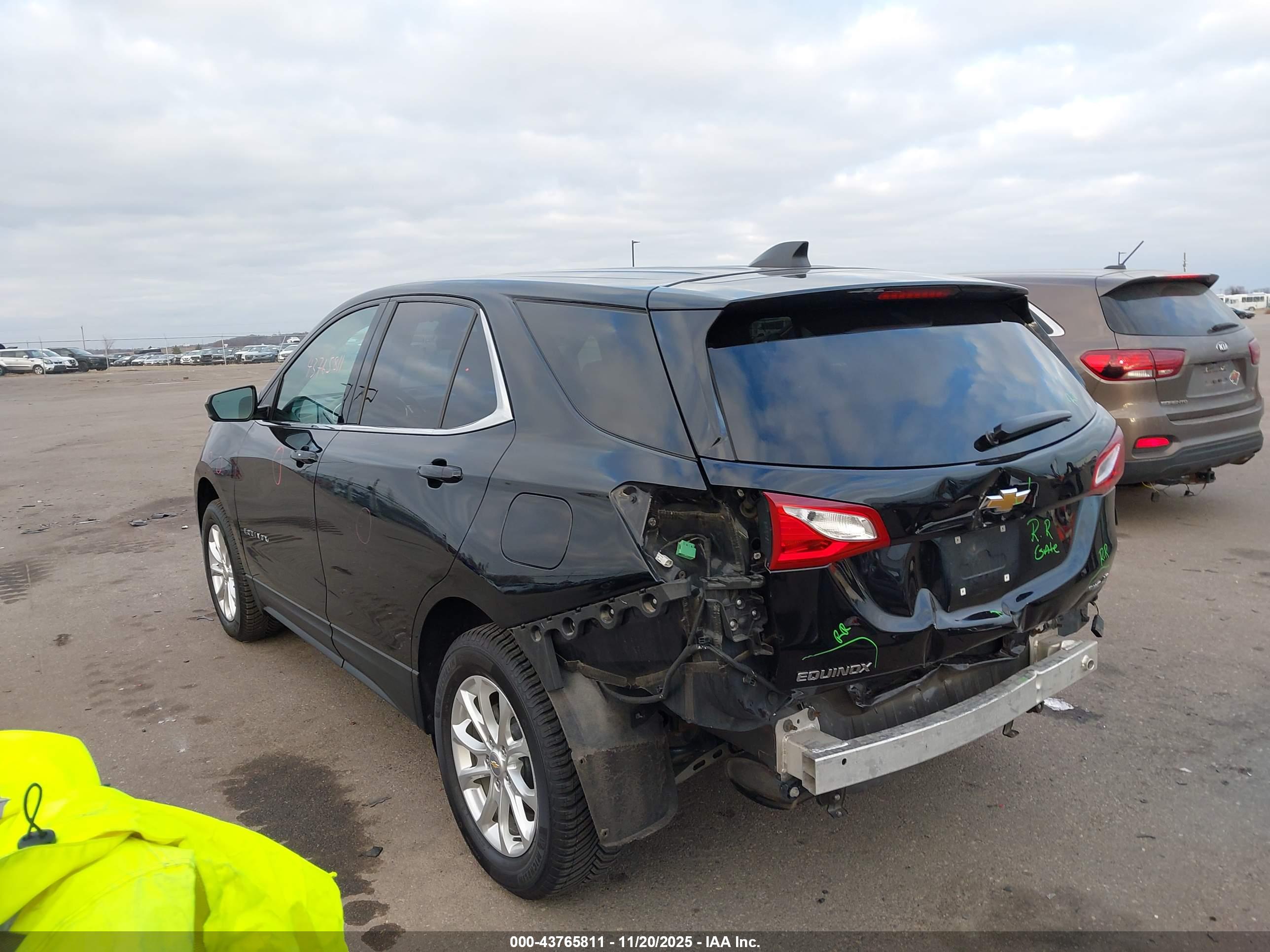 CHEVROLET EQUINOX image 3