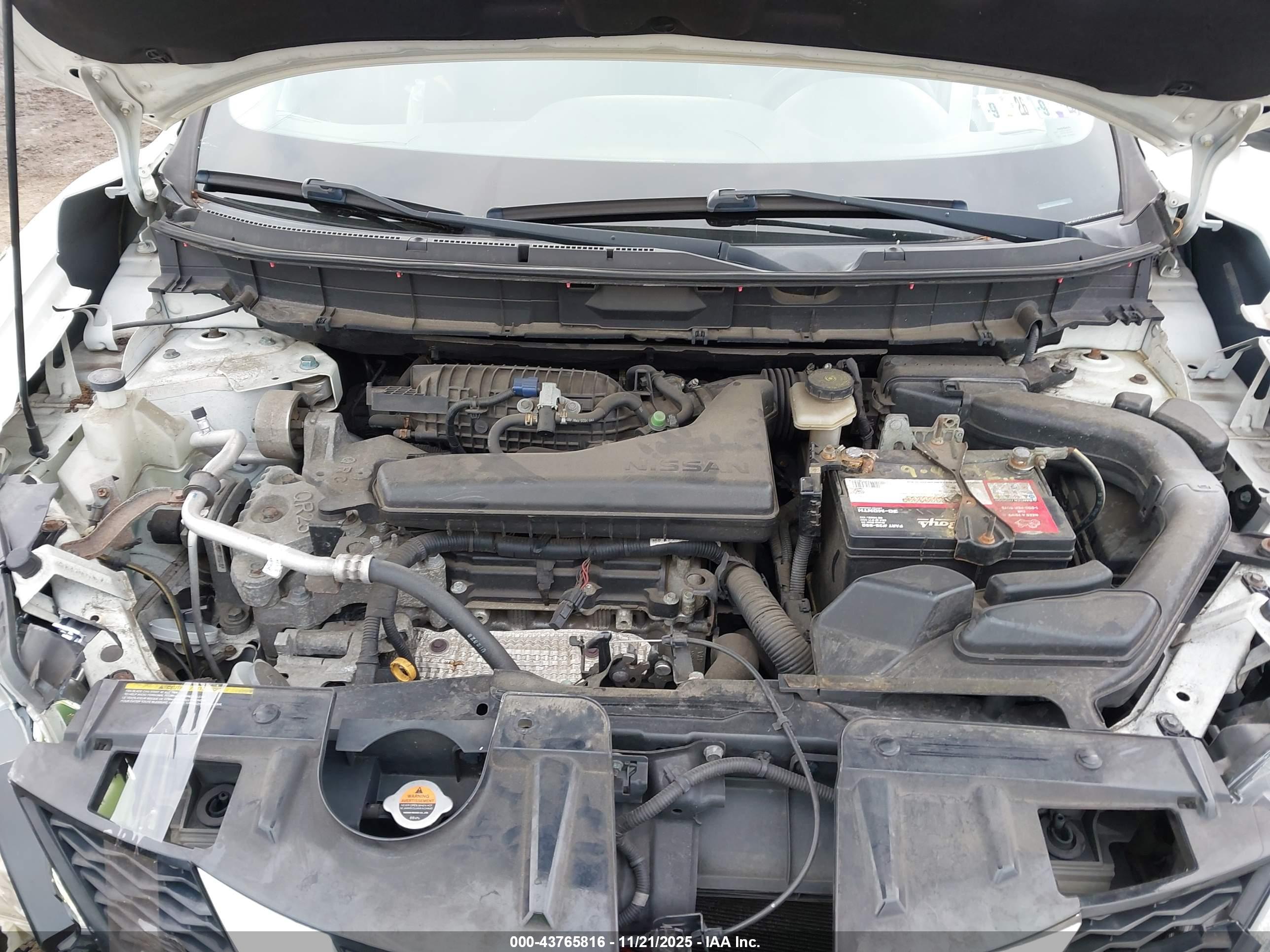 NISSAN ROGUE image 10
