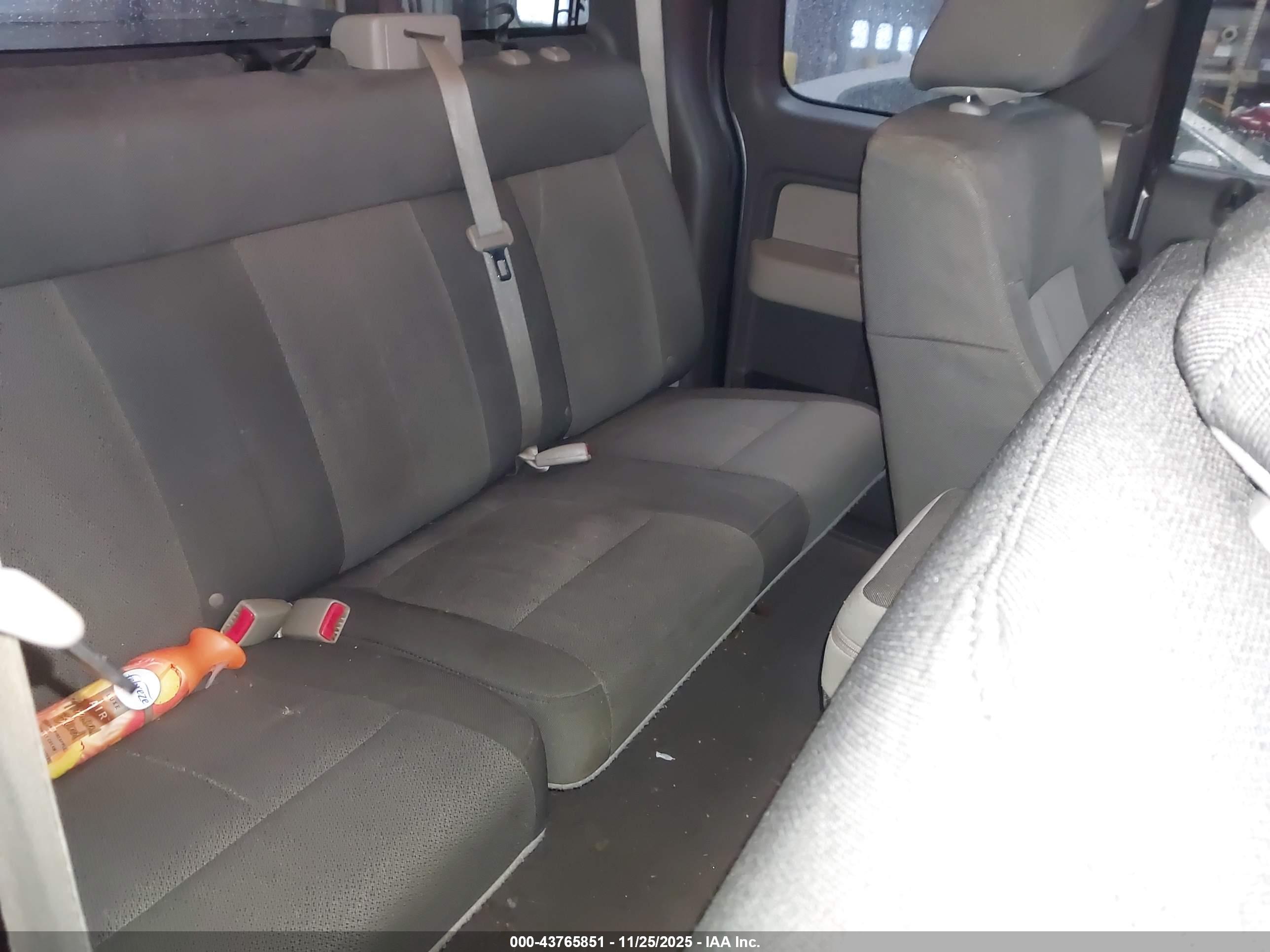 FORD F-150 image 8