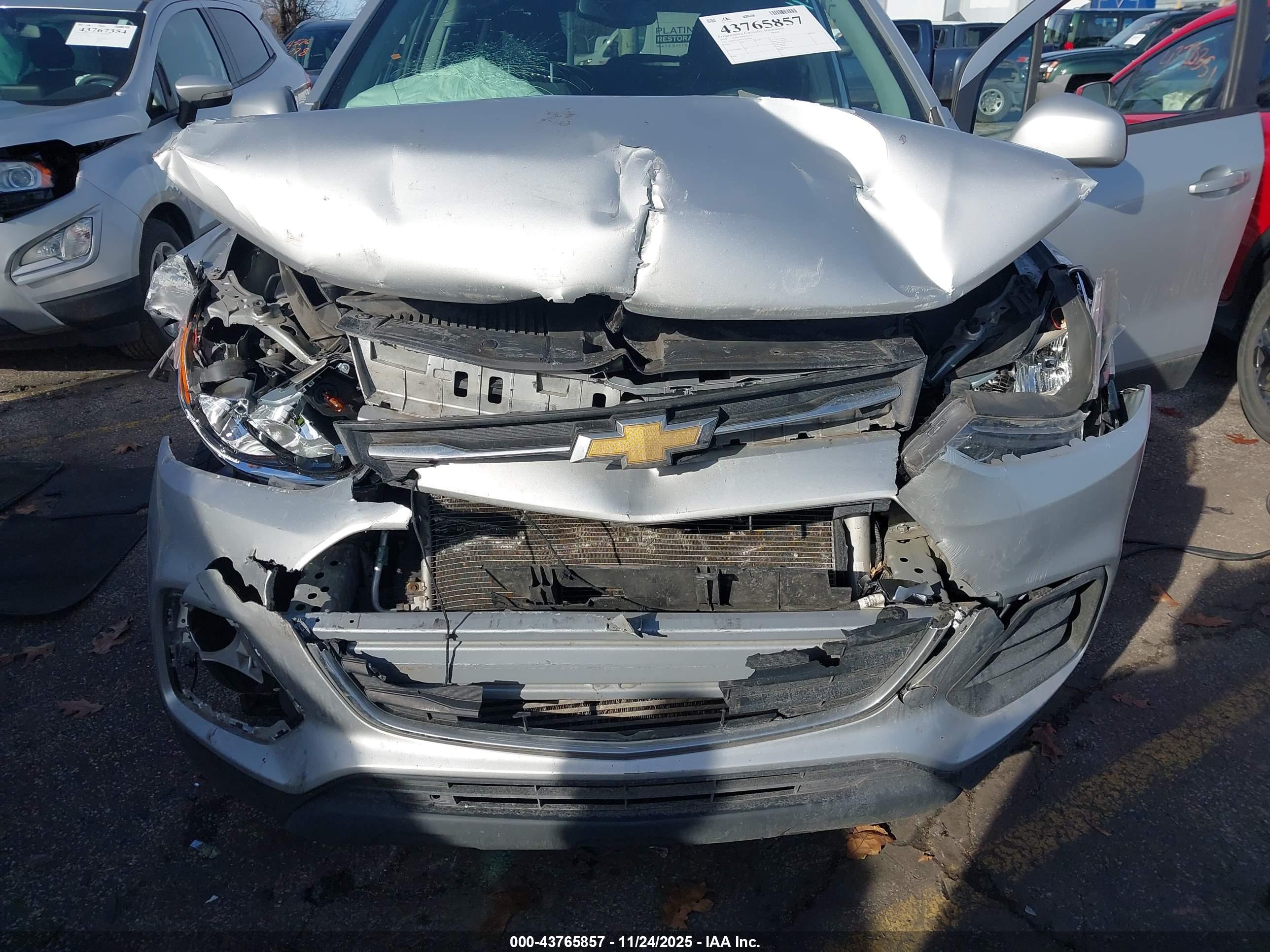 CHEVROLET TRAX image 6