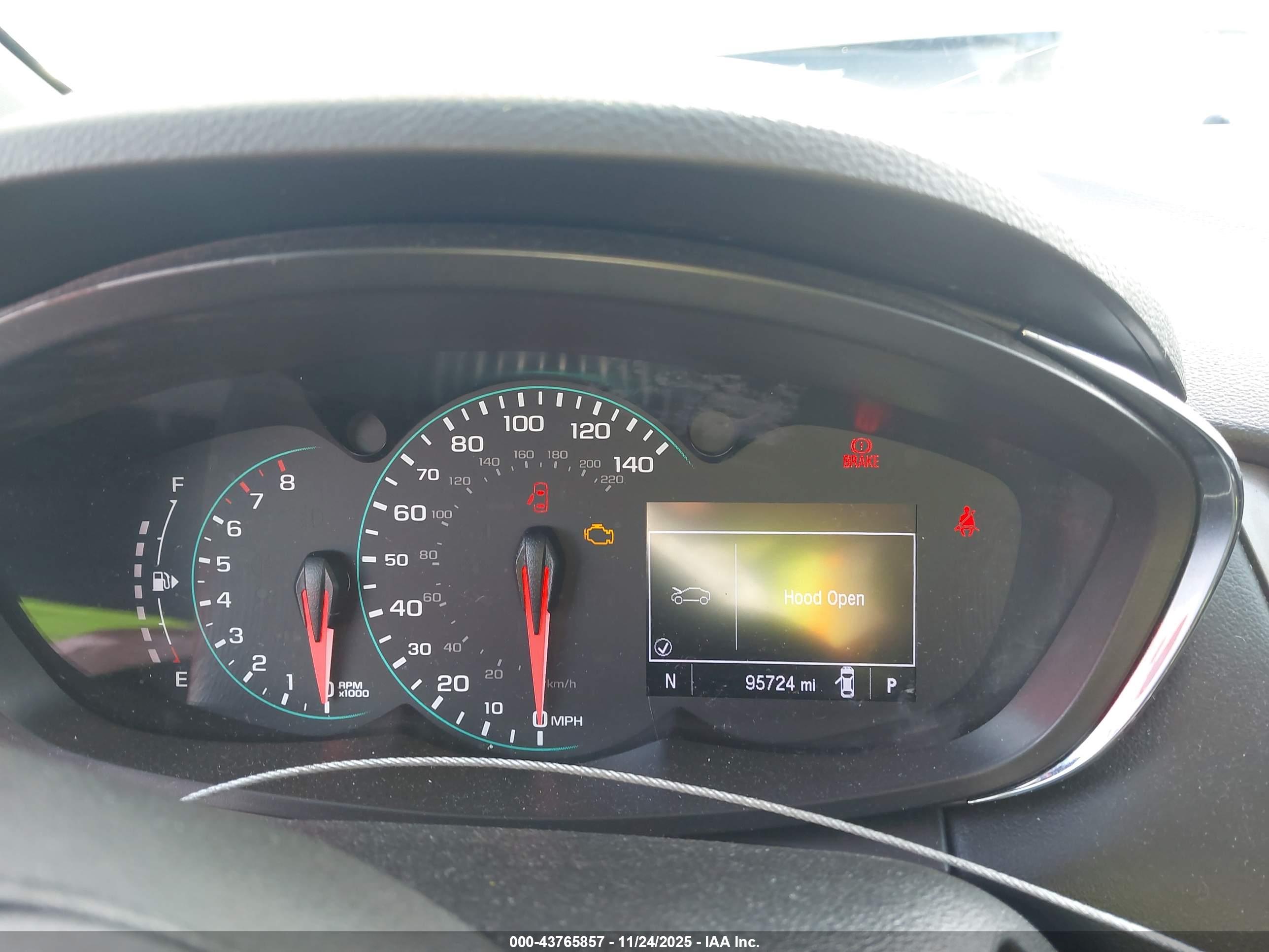 CHEVROLET TRAX image 7