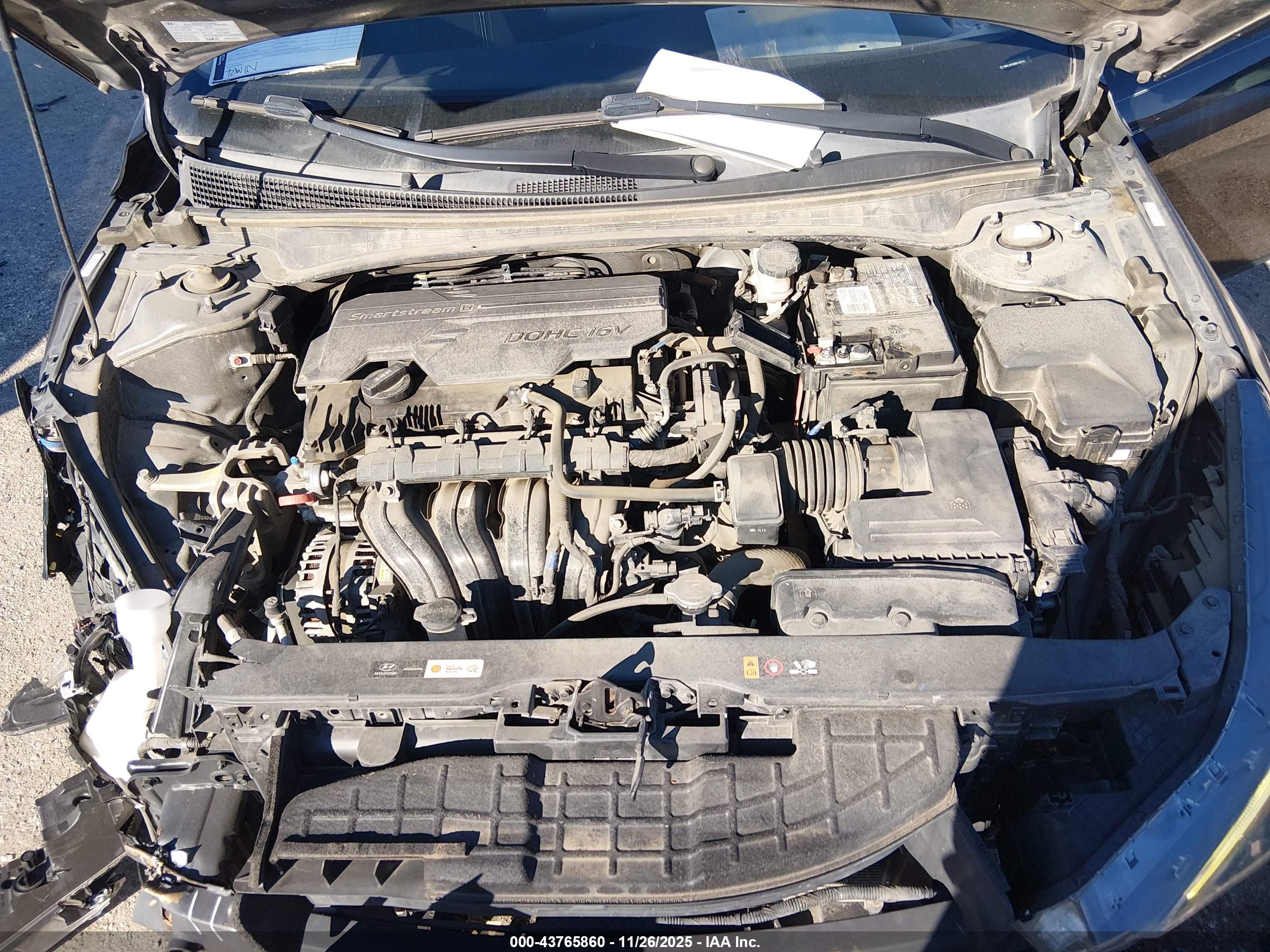 HYUNDAI ELANTRA image 10