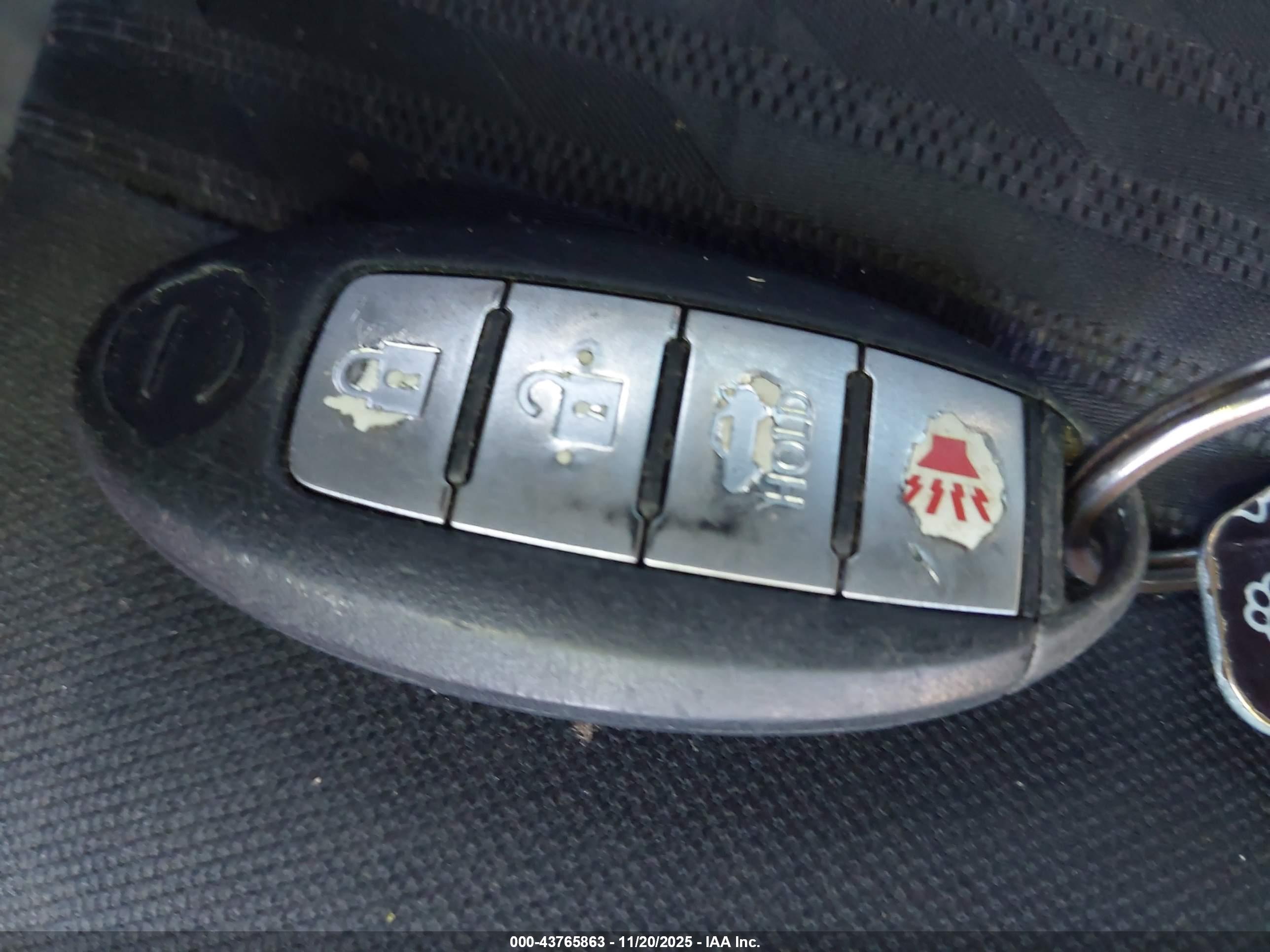 NISSAN ALTIMA image 11