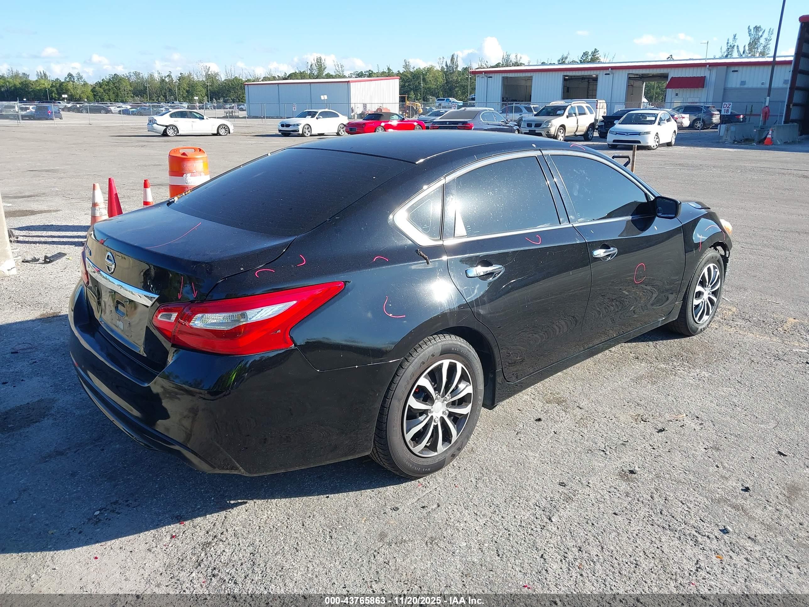 NISSAN ALTIMA image 4