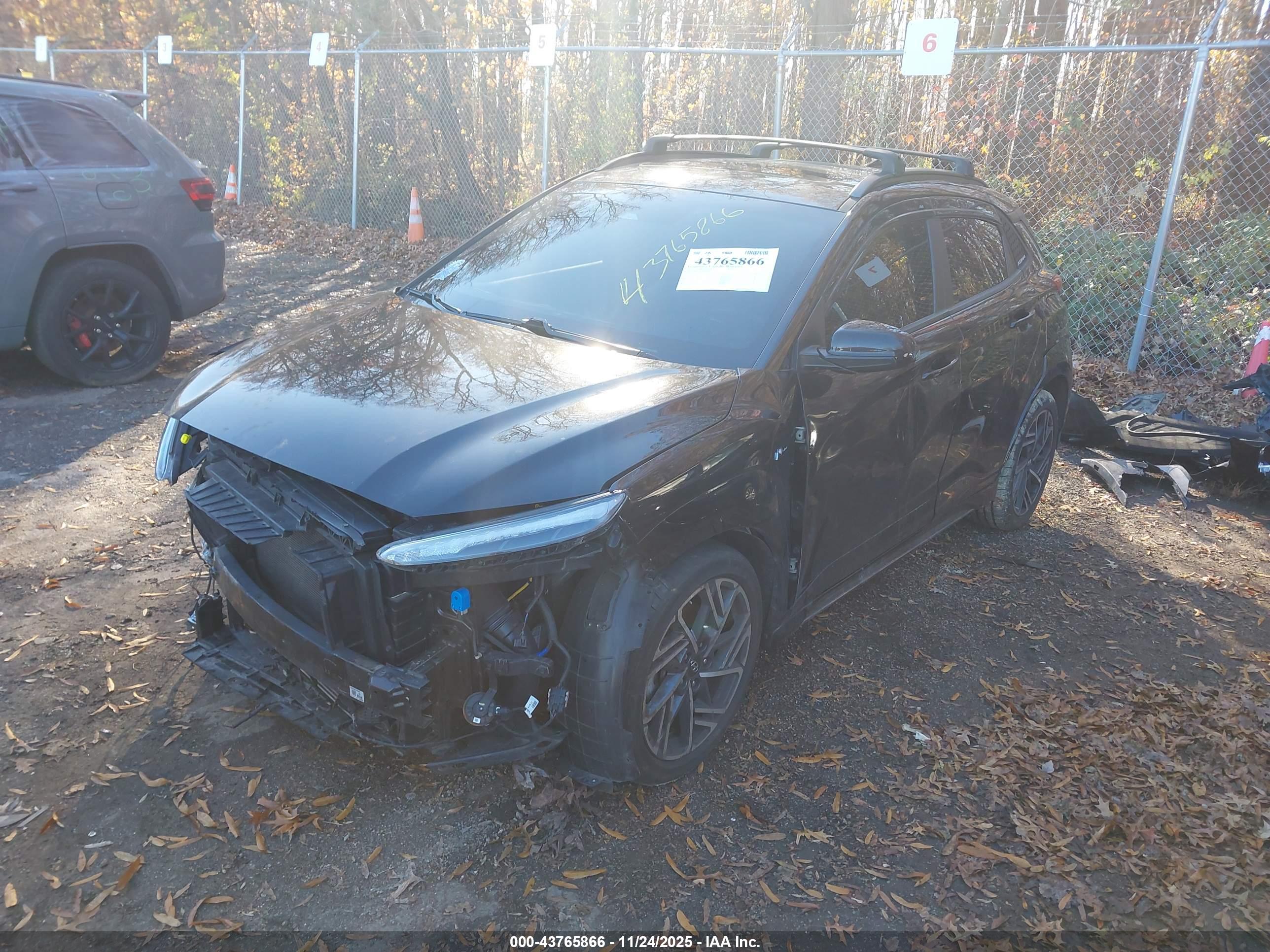 HYUNDAI KONA image 2