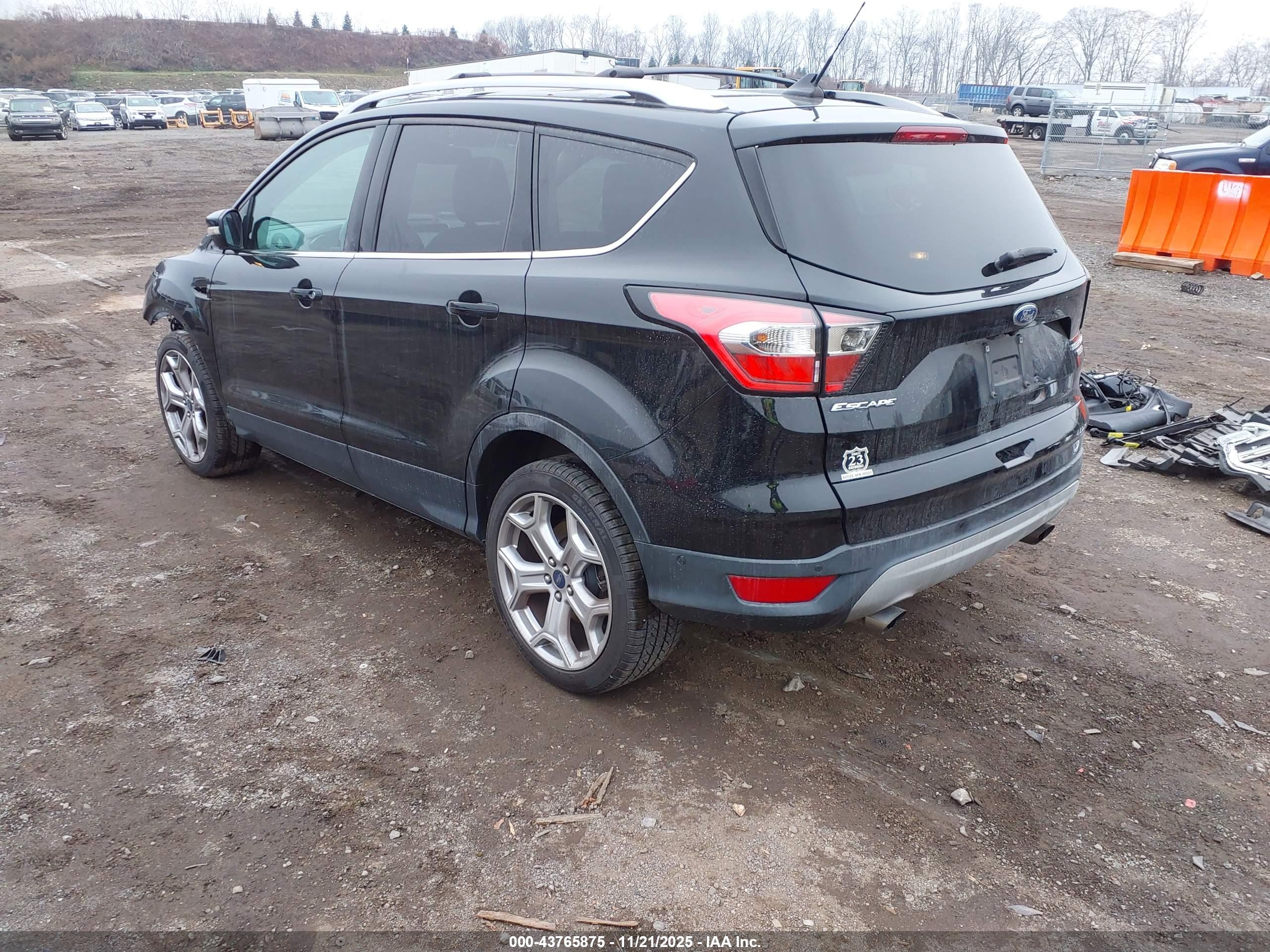 FORD ESCAPE image 3