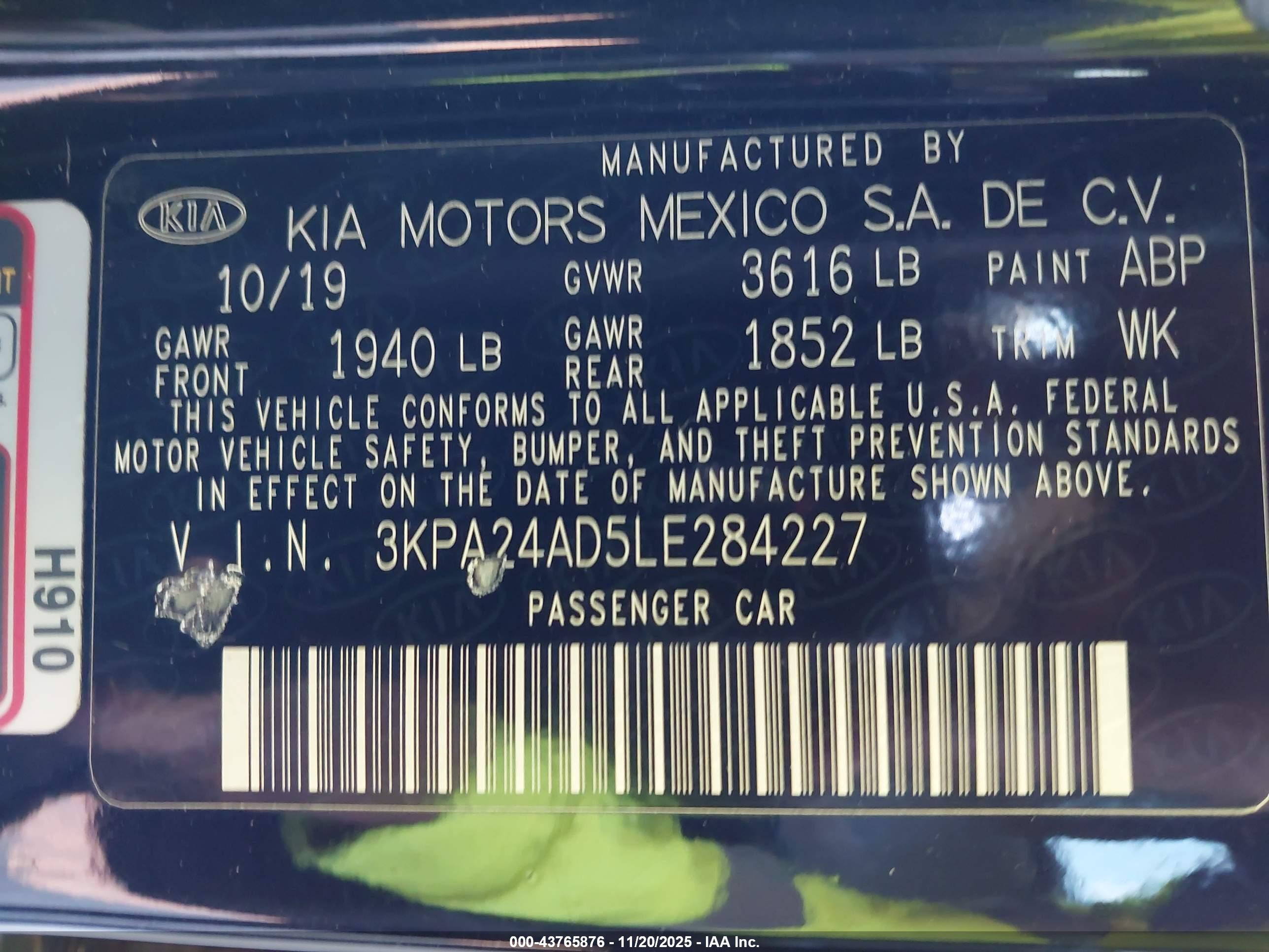 KIA RIO image 9