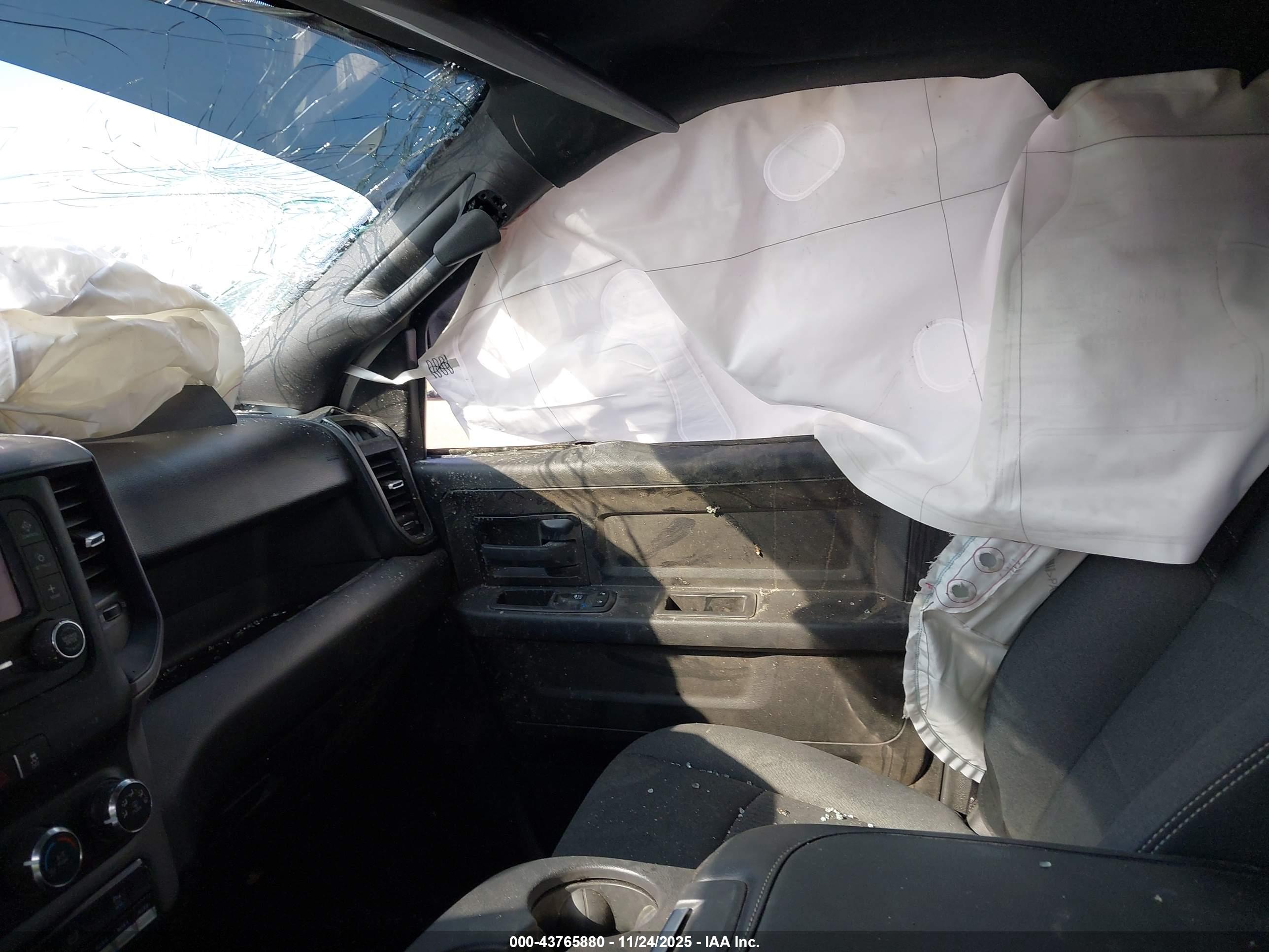 RAM 2500 image 5