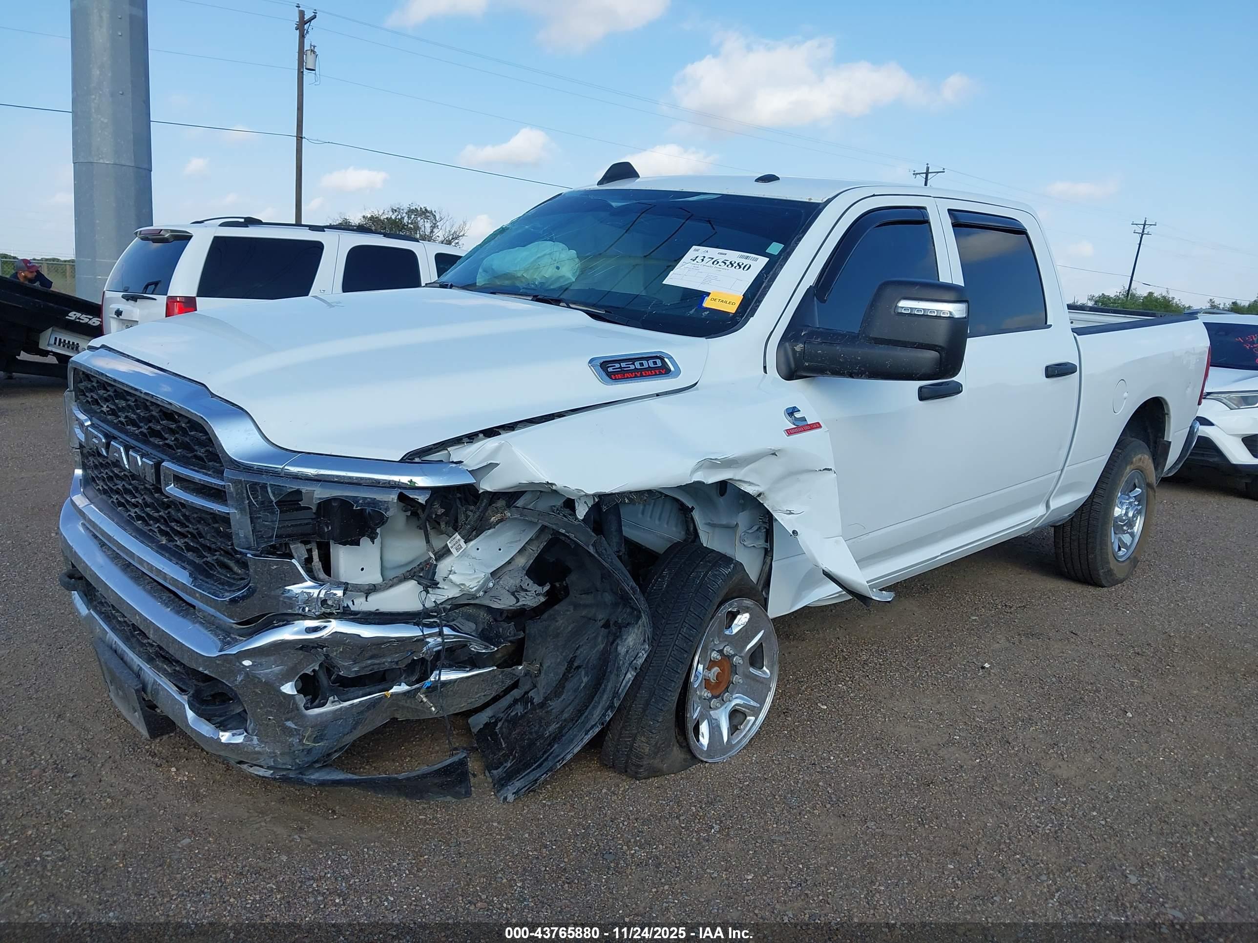 RAM 2500 image 6