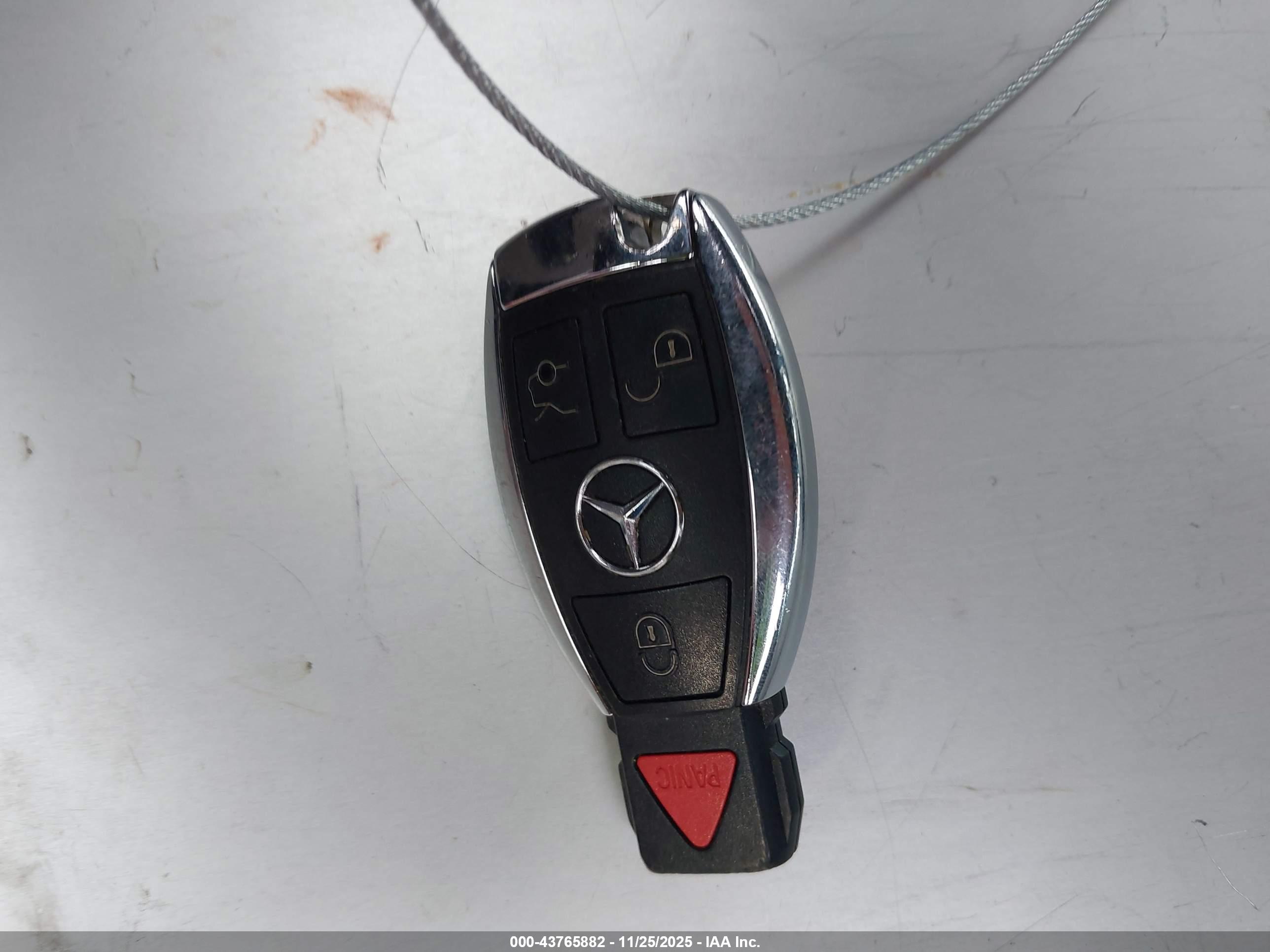 MERCEDES-BENZ C image 11