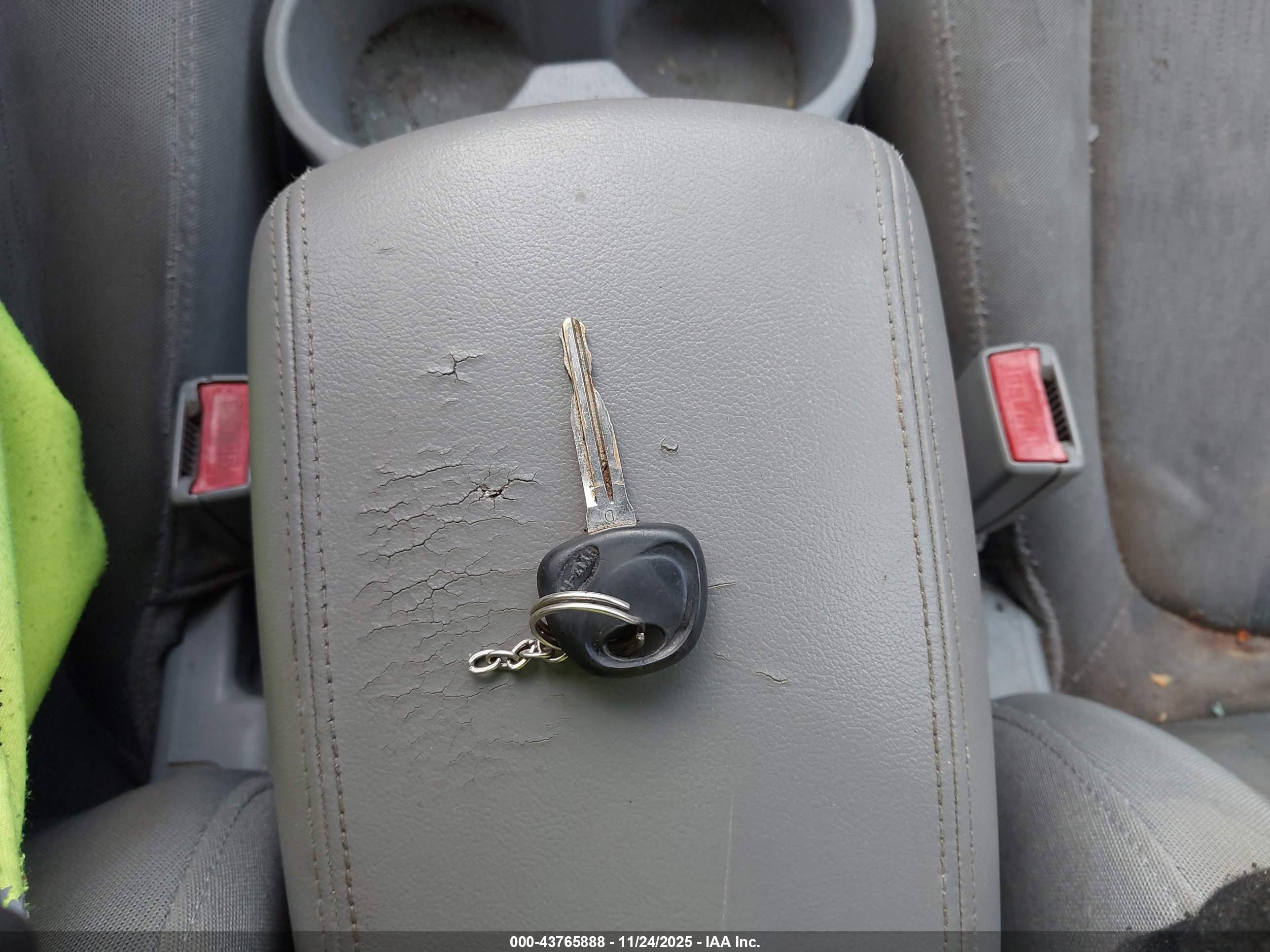 KIA RONDO image 11