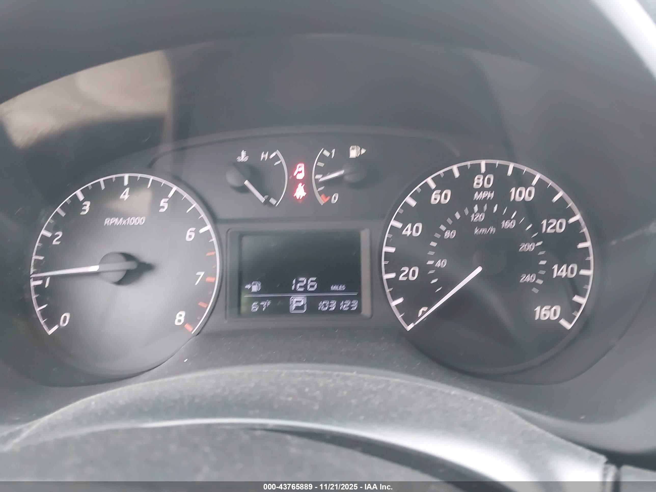NISSAN SENTRA image 7