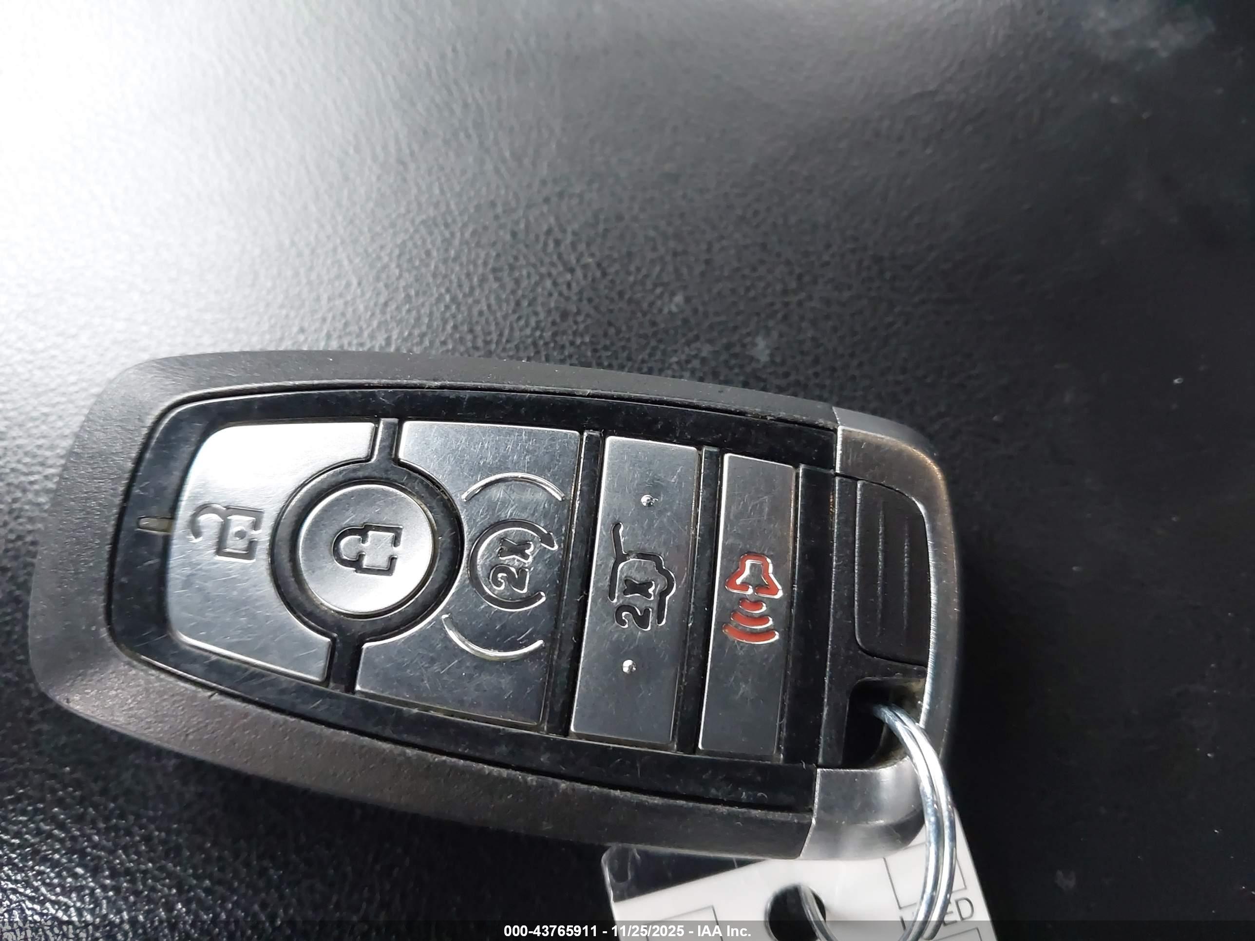 FORD EXPLORER image 11