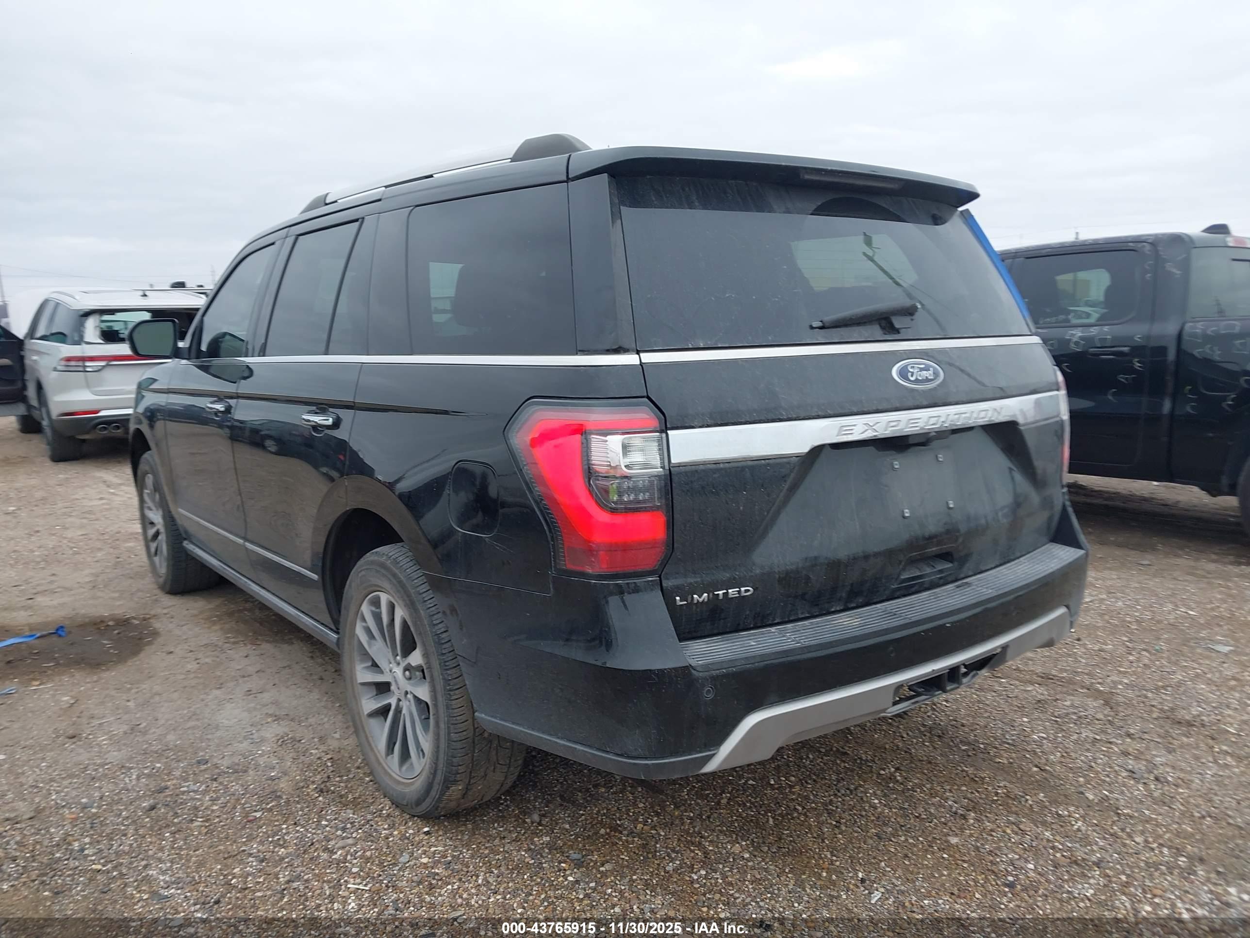 FORD EXPEDITION image 3