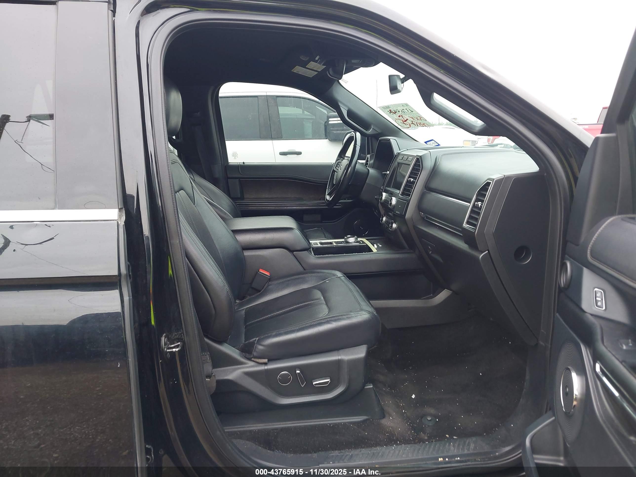 FORD EXPEDITION image 5