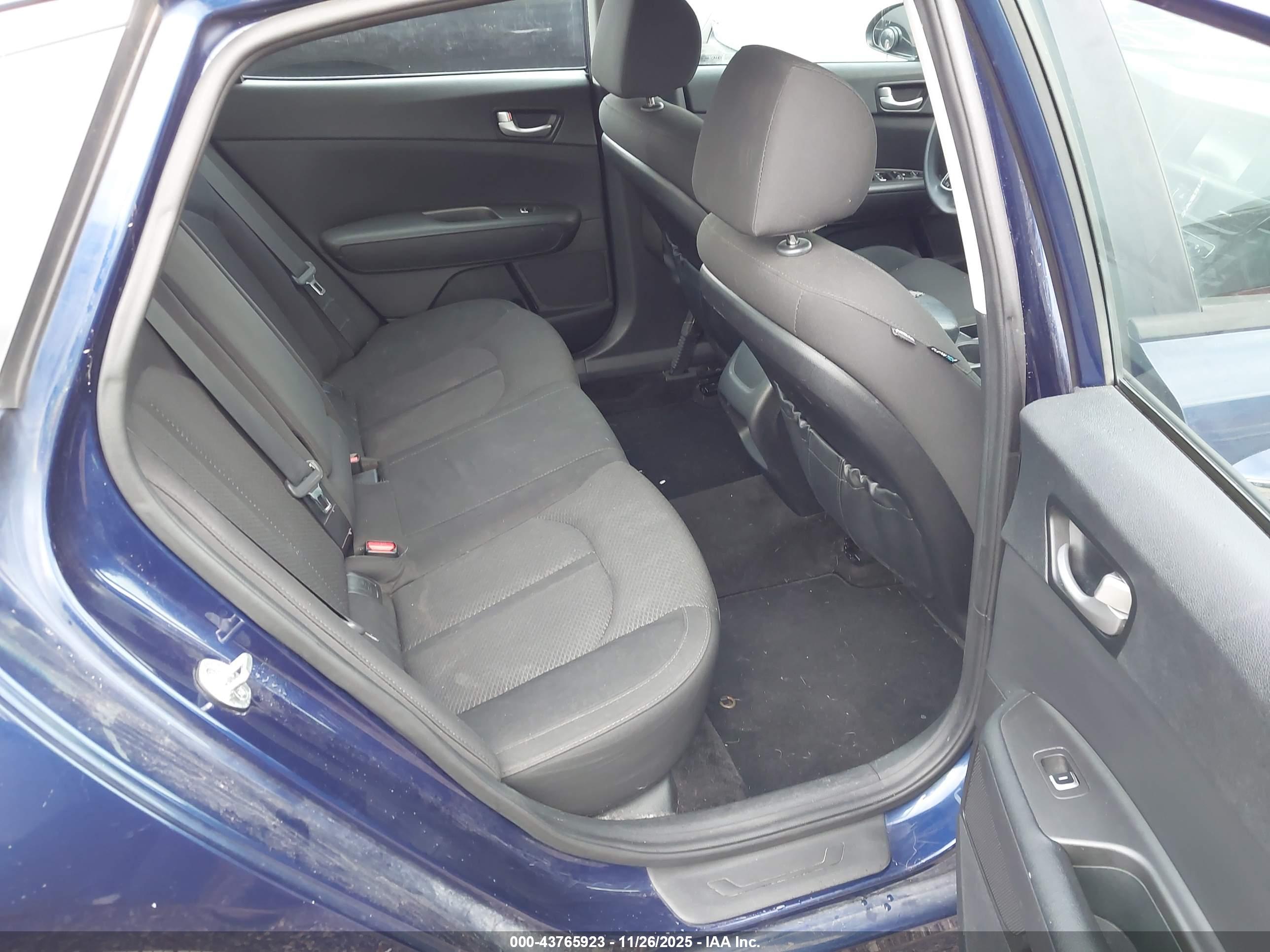 KIA OPTIMA image 8