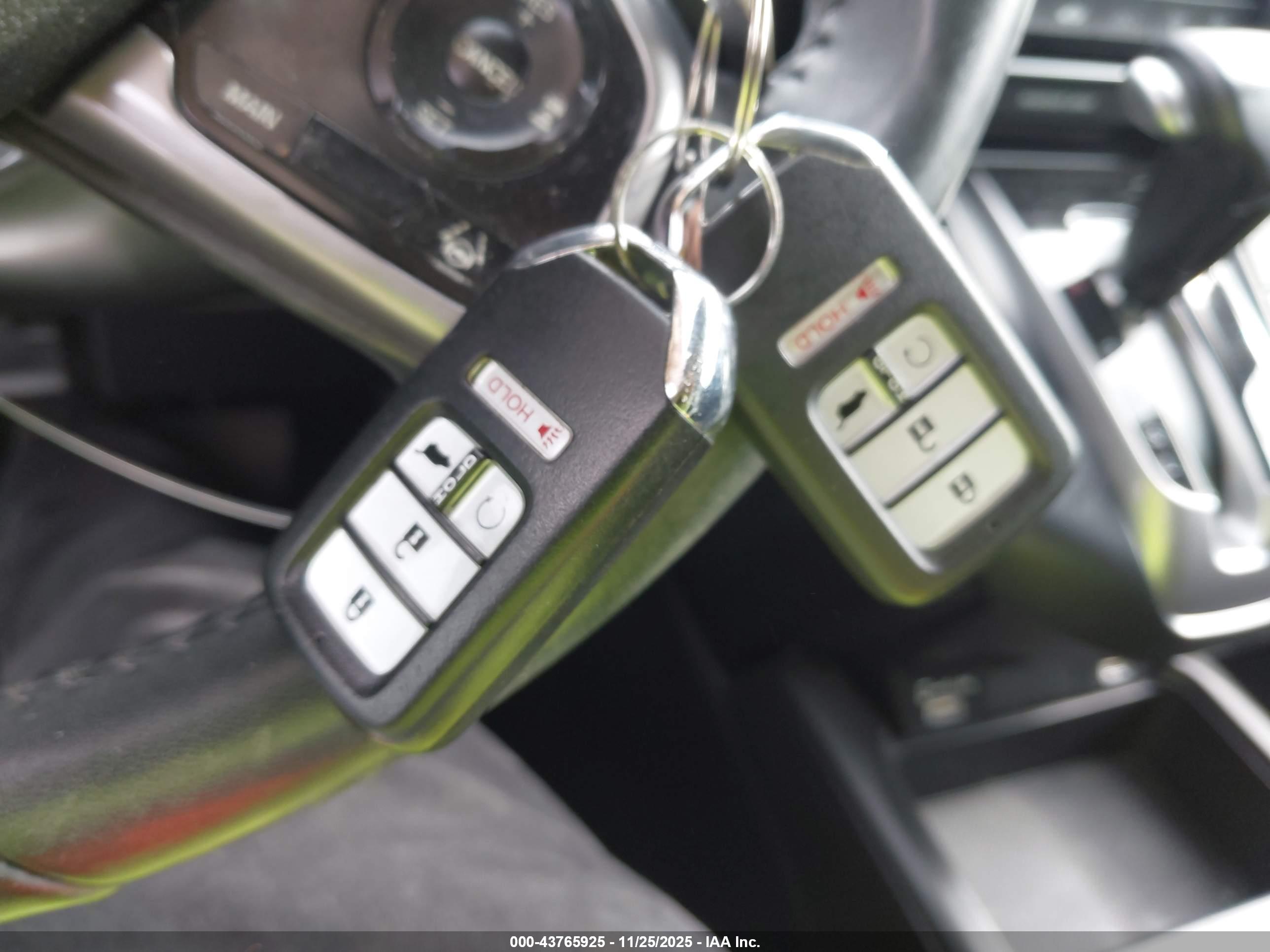 HONDA CR-V image 11