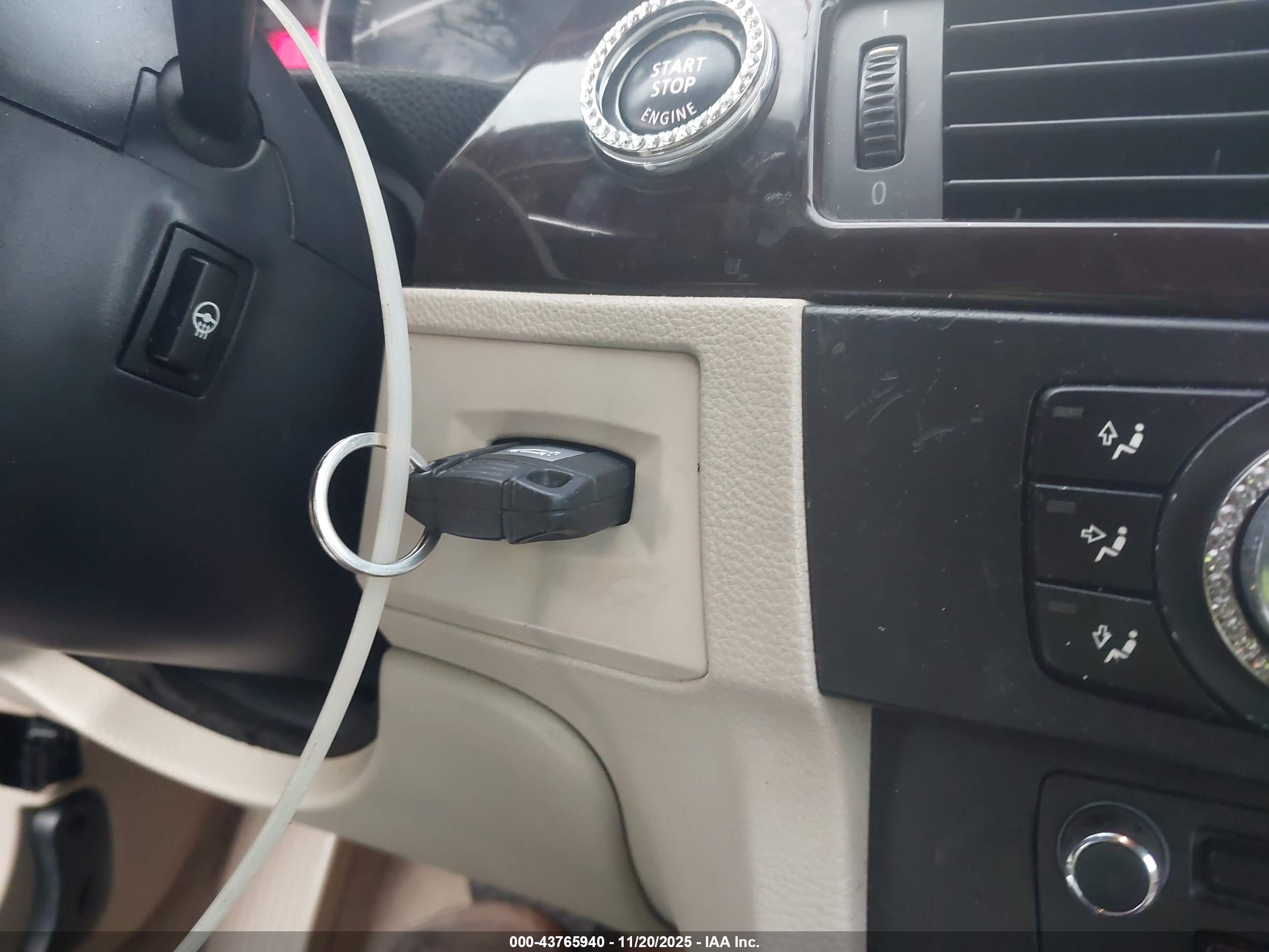 BMW 328I image 11