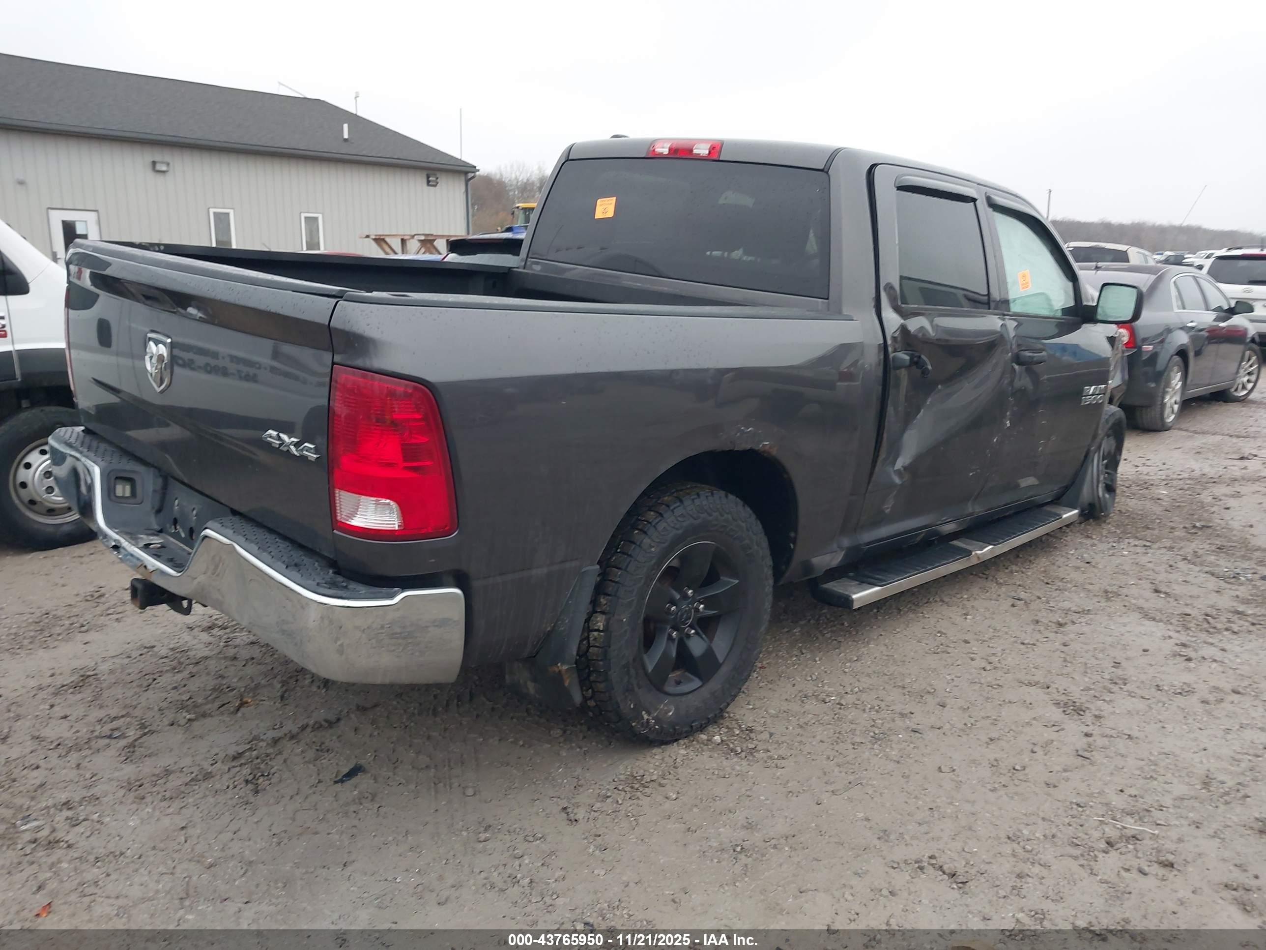 RAM 1500 image 4
