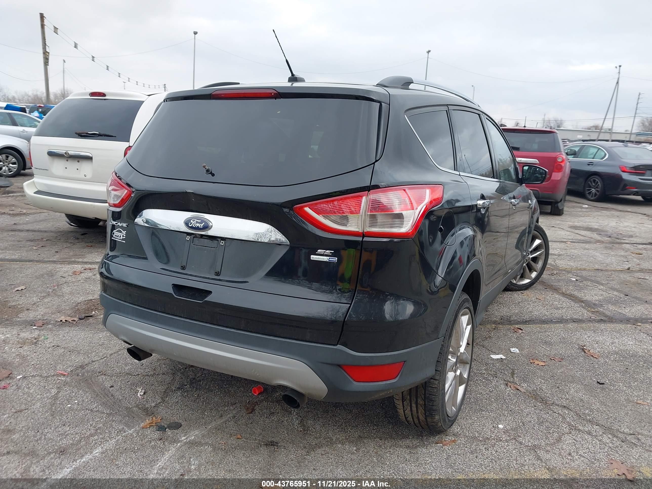 FORD ESCAPE image 4