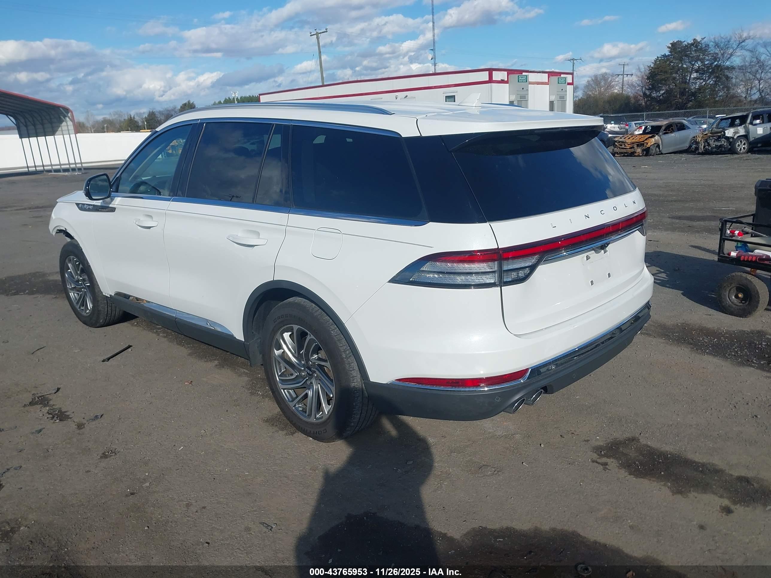 LINCOLN AVIATOR image 3