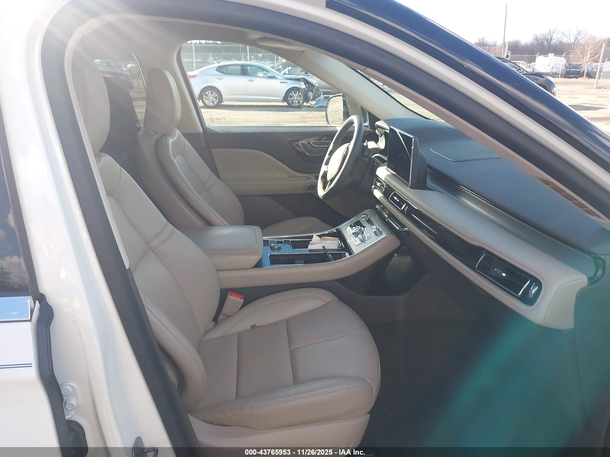 LINCOLN AVIATOR image 5