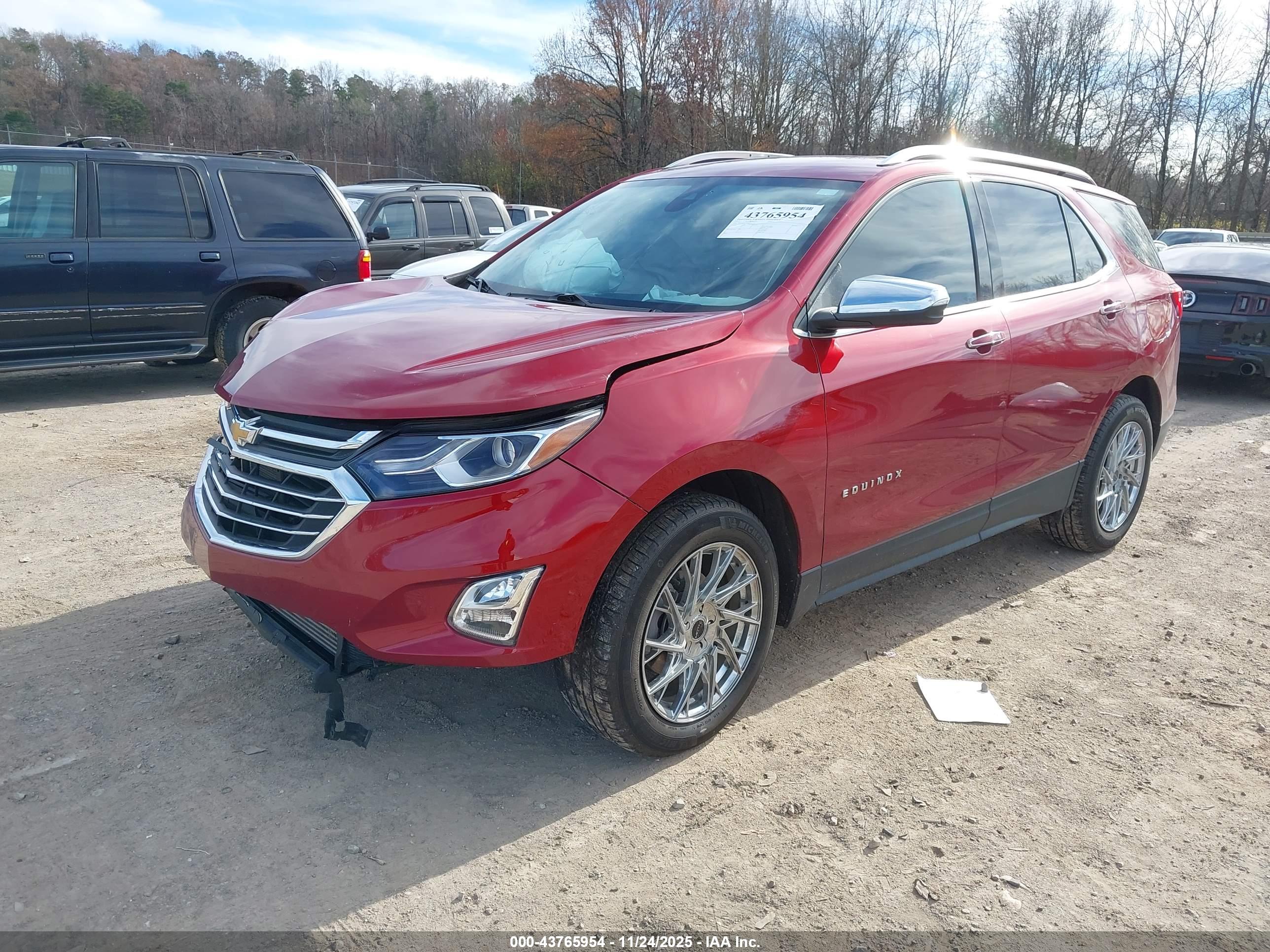 CHEVROLET EQUINOX image 2