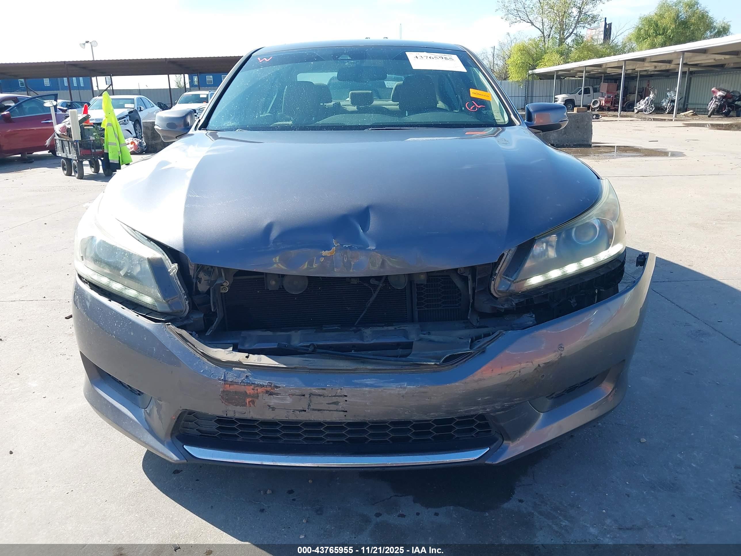 HONDA ACCORD image 6
