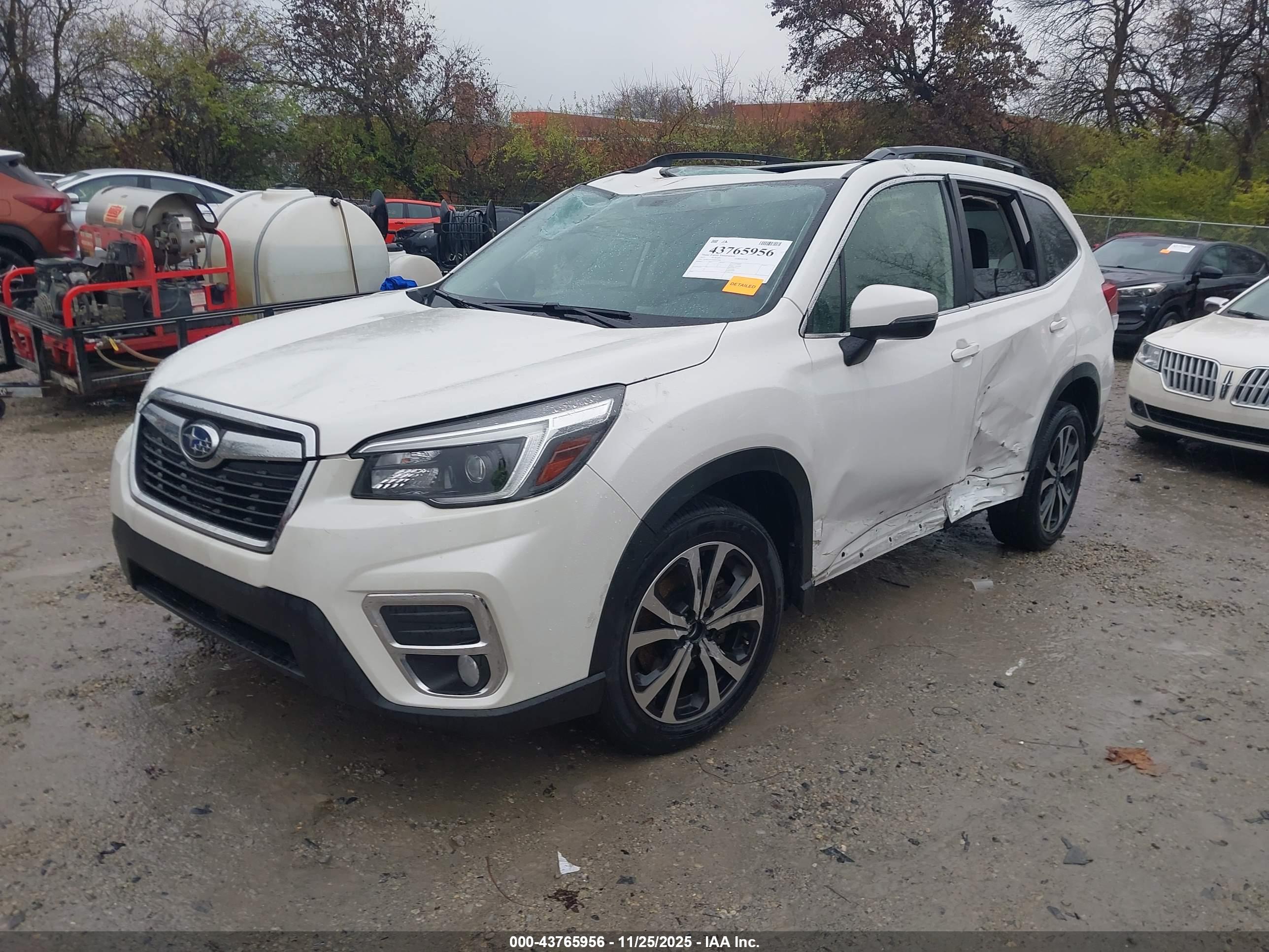 SUBARU FORESTER image 2