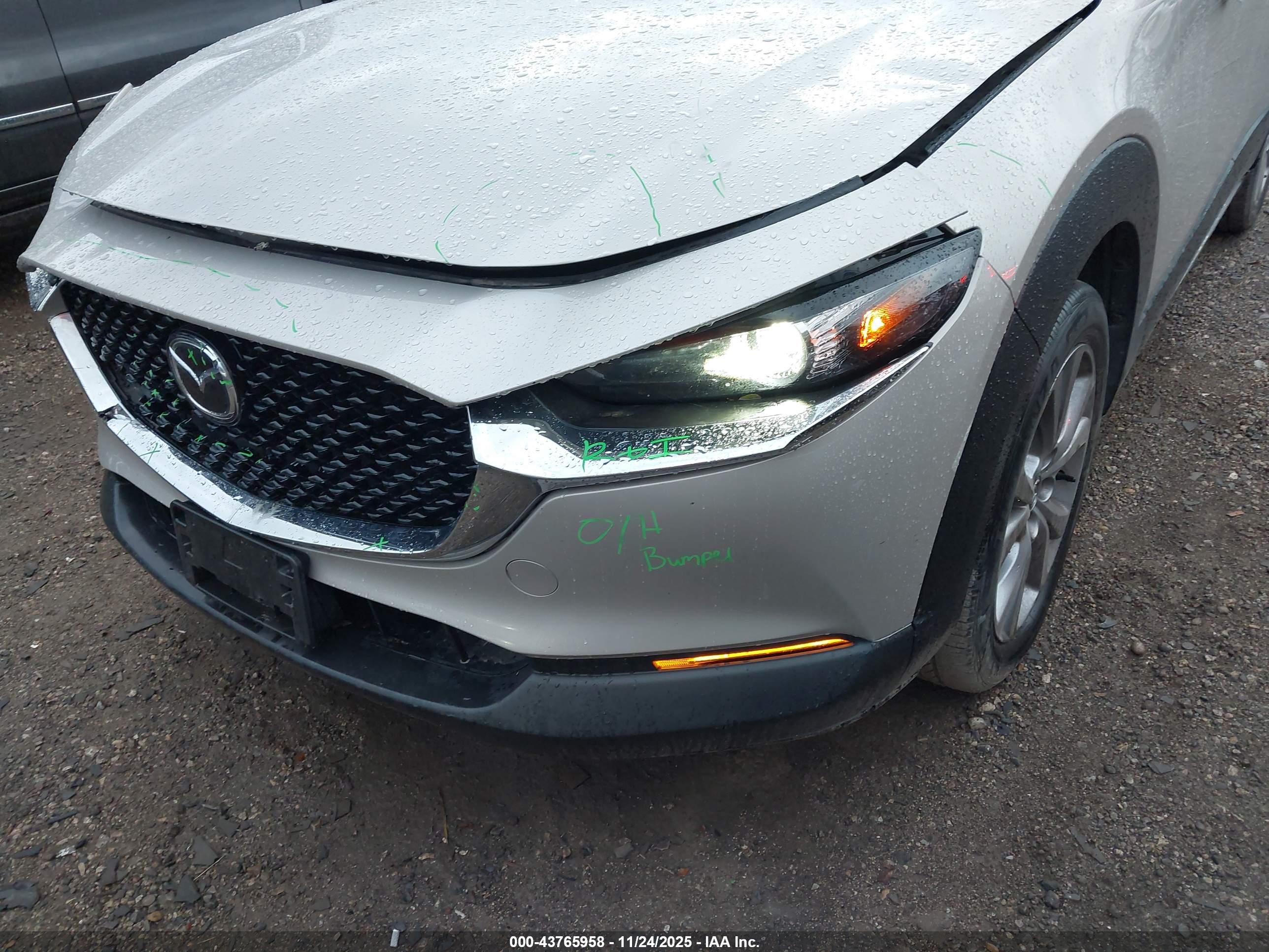 MAZDA CX-30 image 6