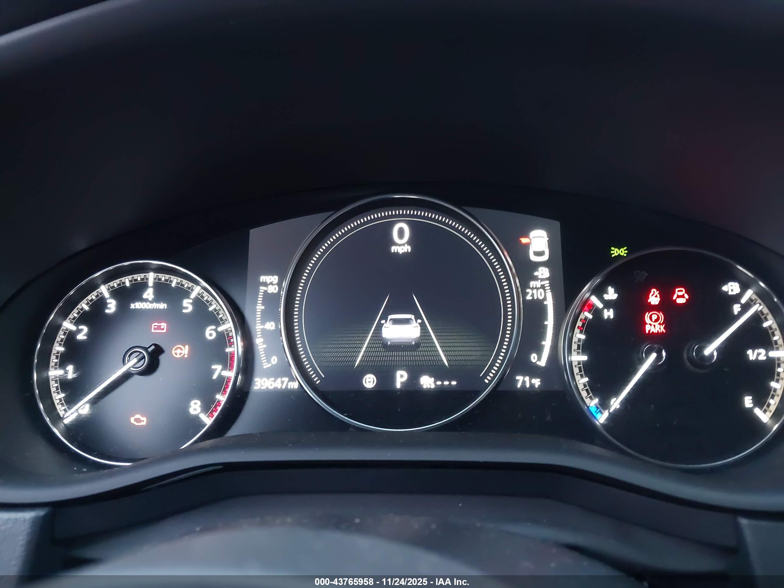 MAZDA CX-30 image 7