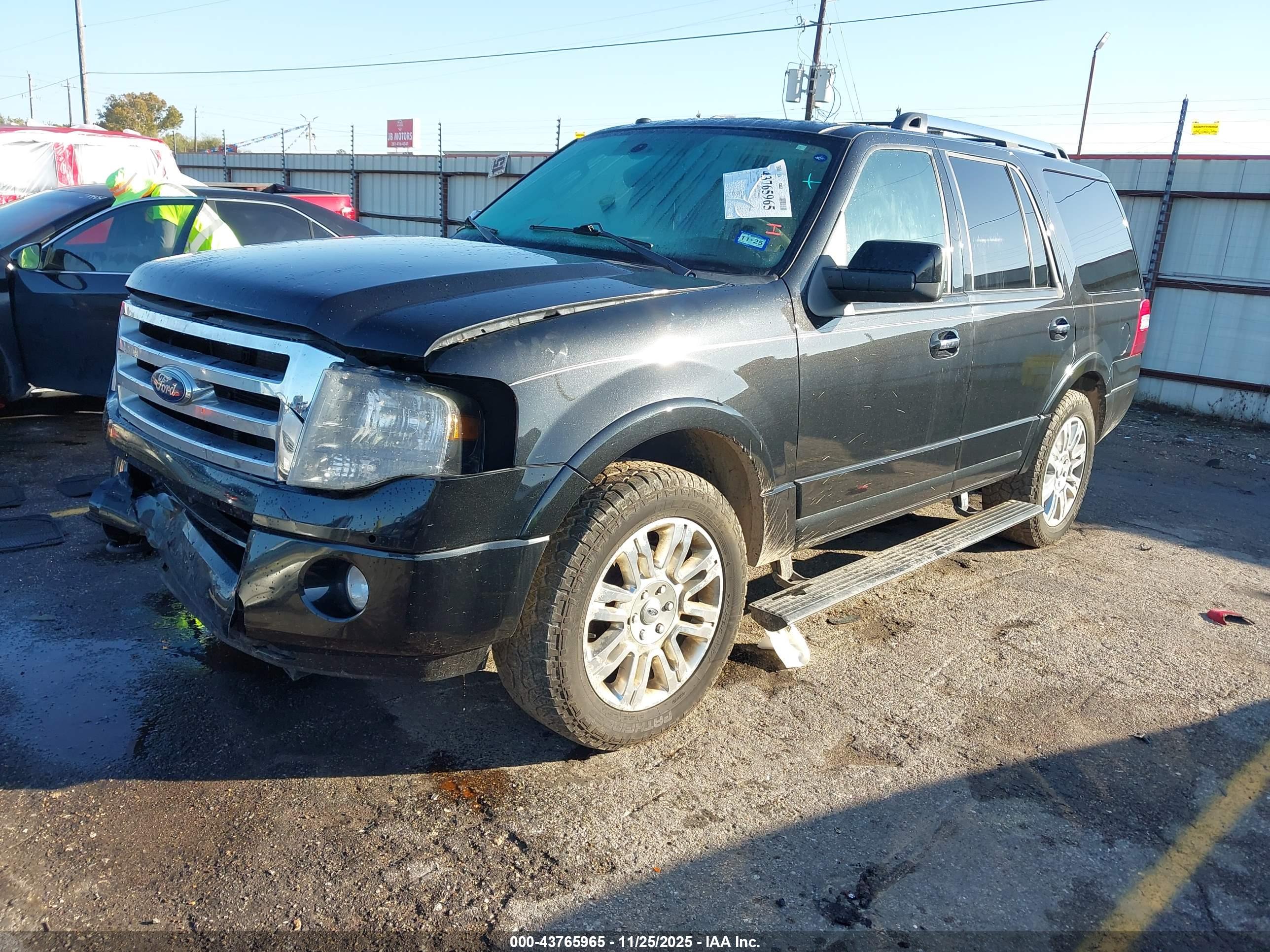 FORD EXPEDITION image 2