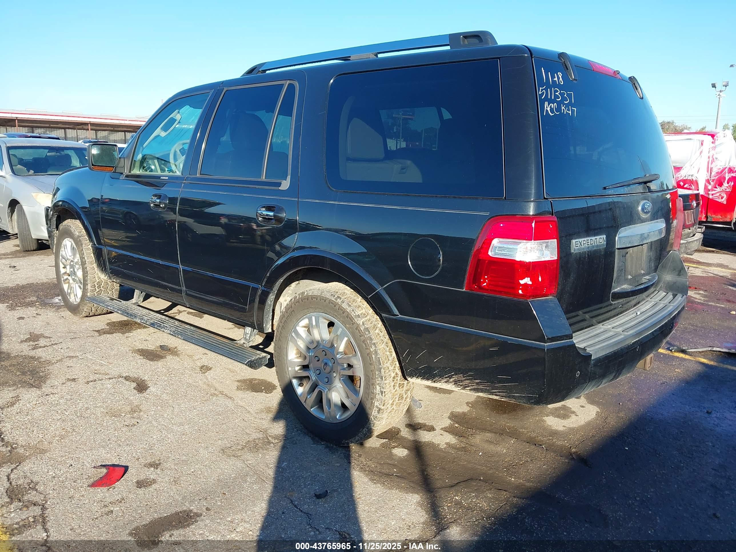 FORD EXPEDITION image 3