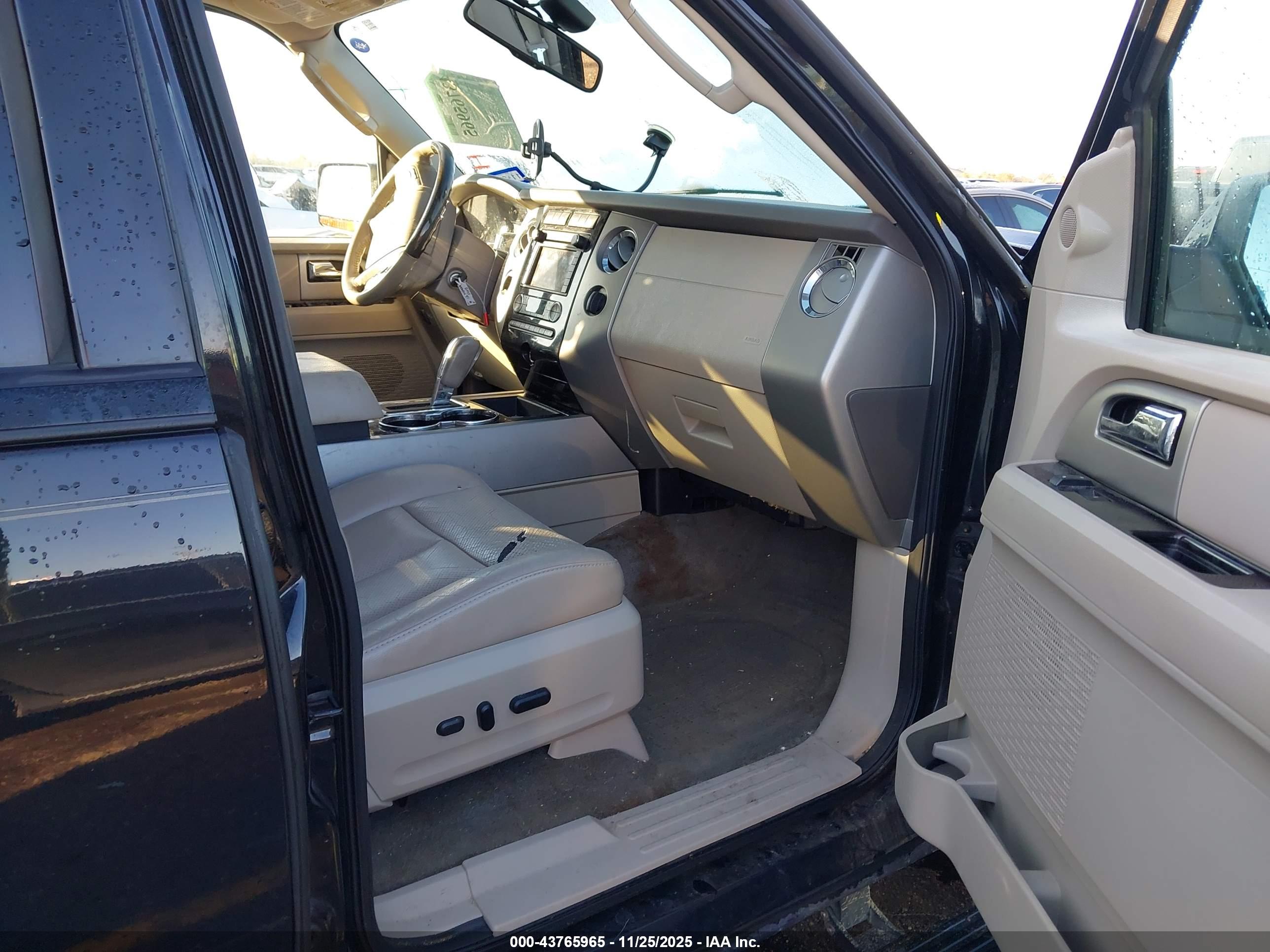 FORD EXPEDITION image 5