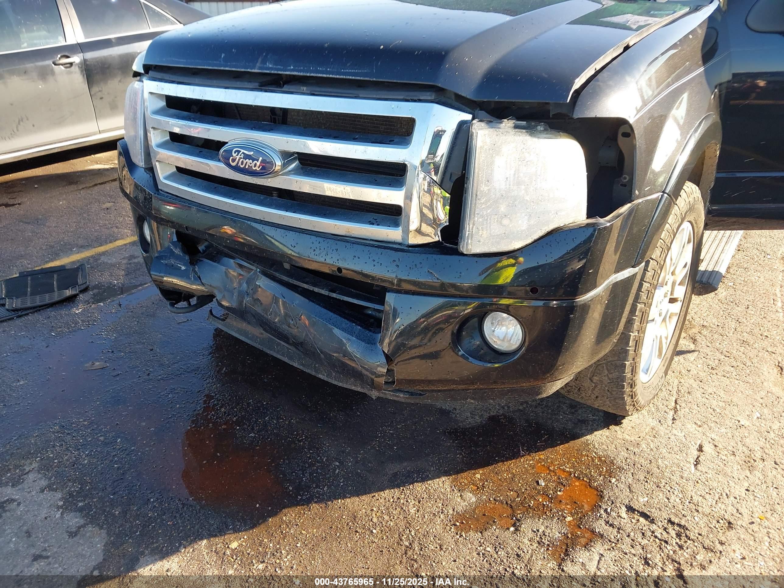FORD EXPEDITION image 6