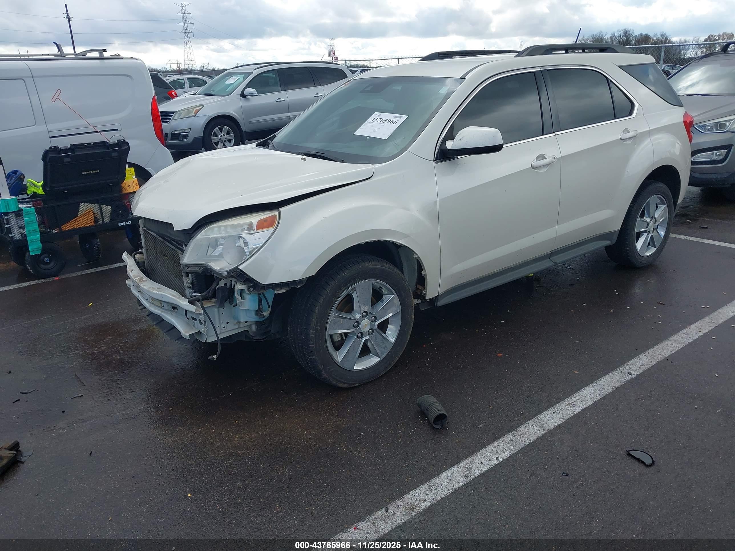 CHEVROLET EQUINOX image 2